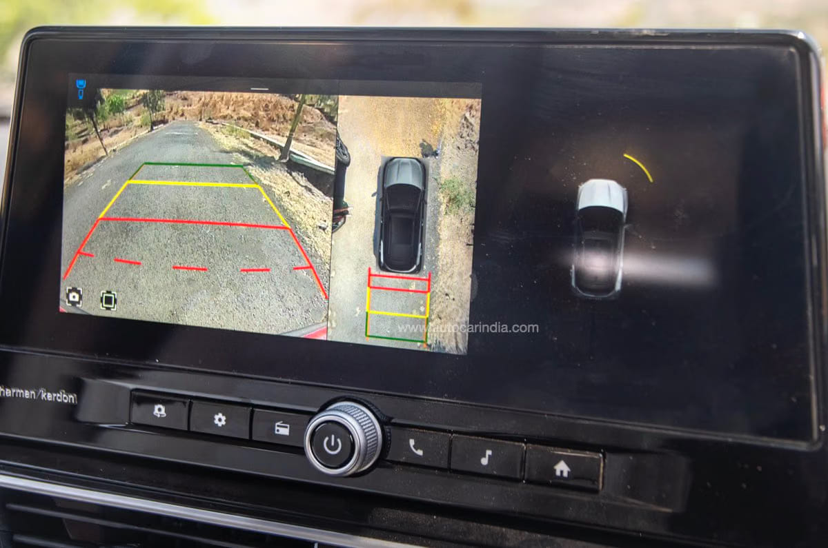 3 reasons to buy the Mahindra XUV 3XO and 2 reasons not to
