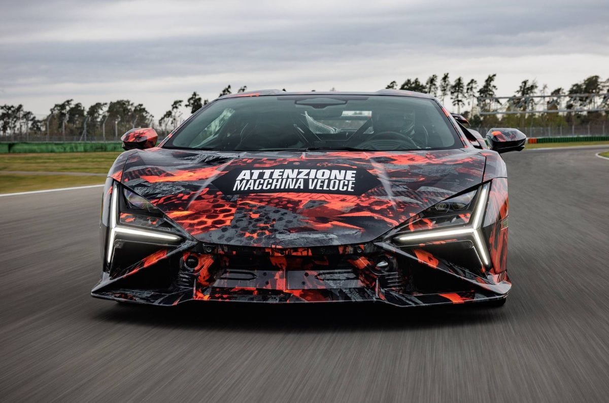 Lamborghini Revuelto SV teaser