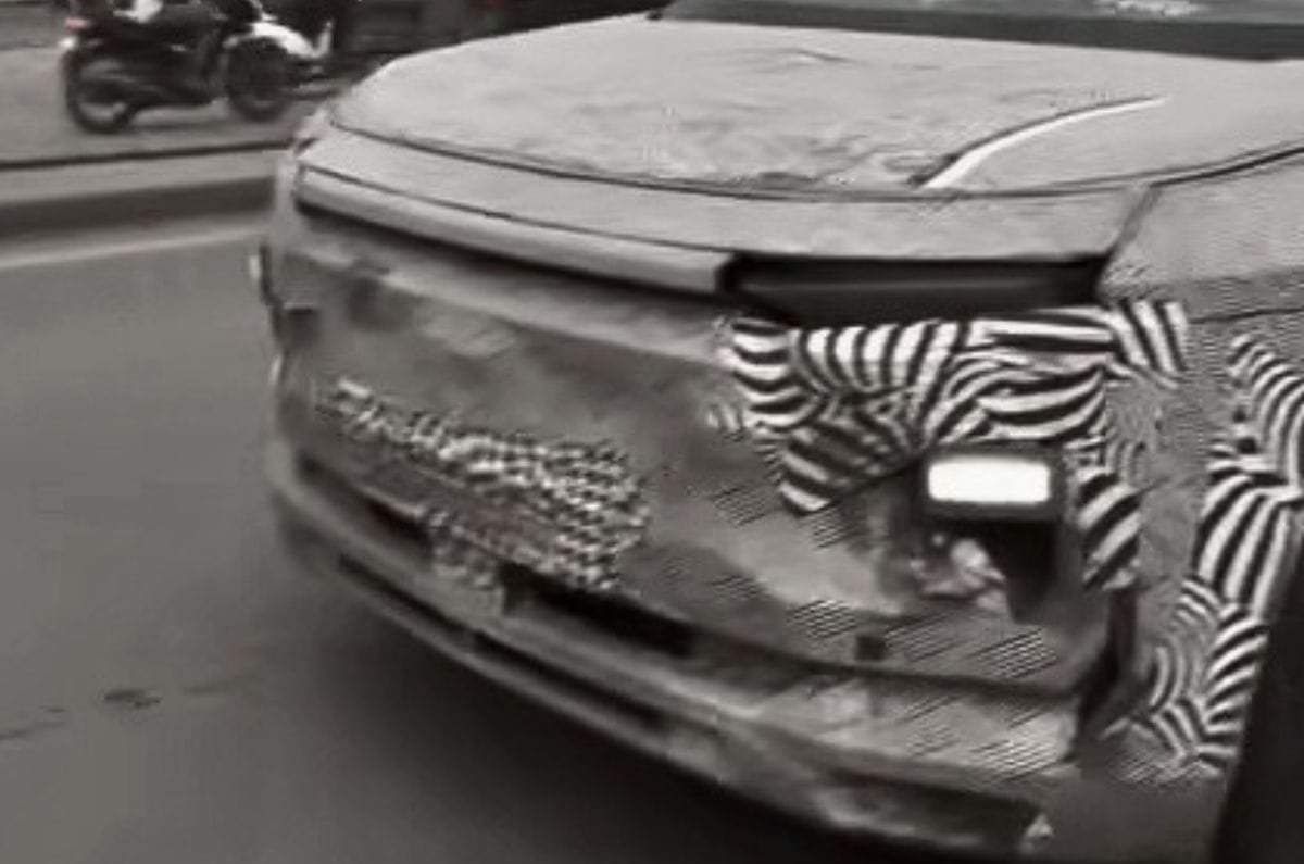 Mahindra BE 07 spied, offers clearest look yet at exterior design