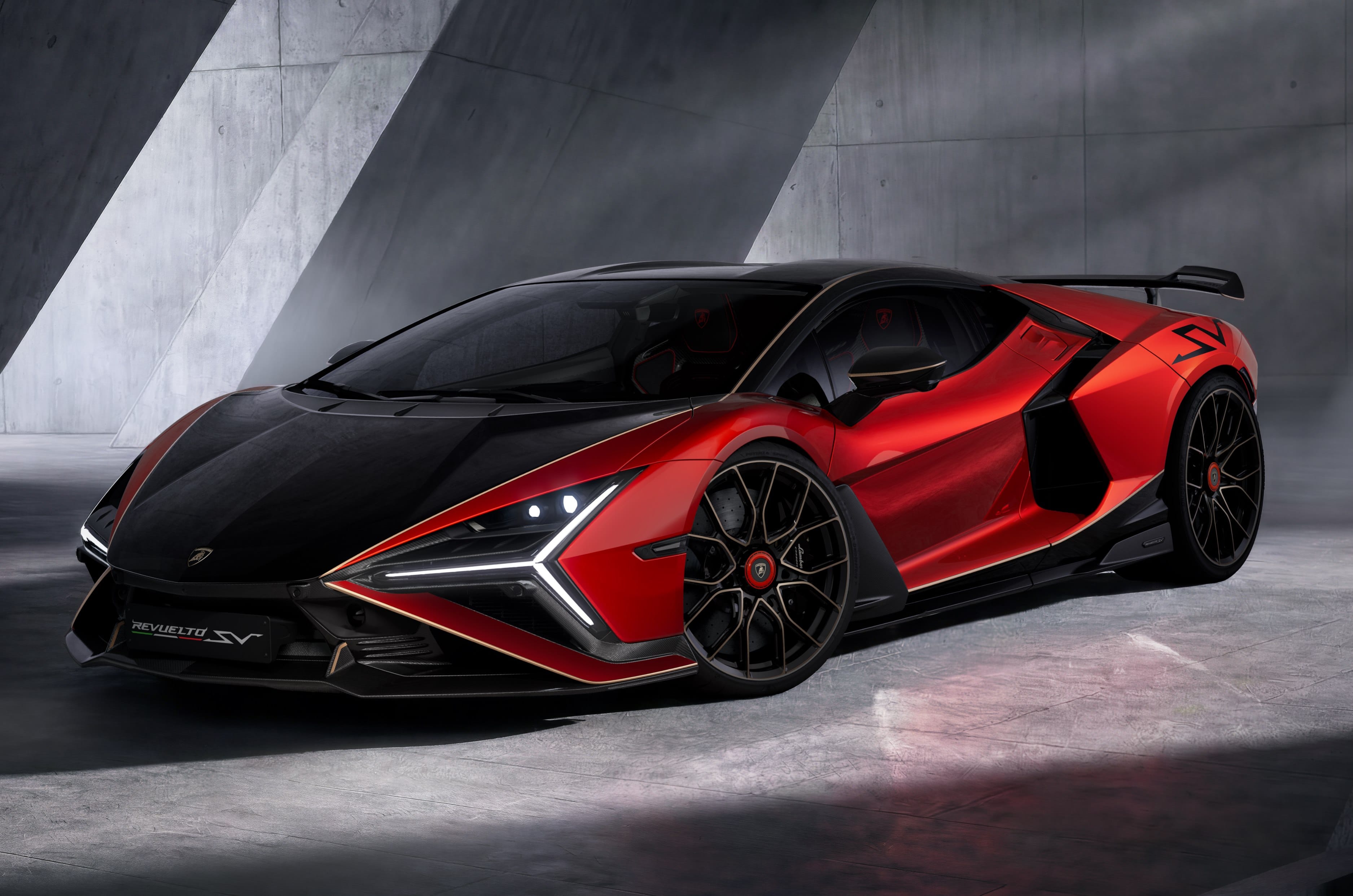 We see a drop in India due to PHEV import duty uncertainty: Lamborghini CEO