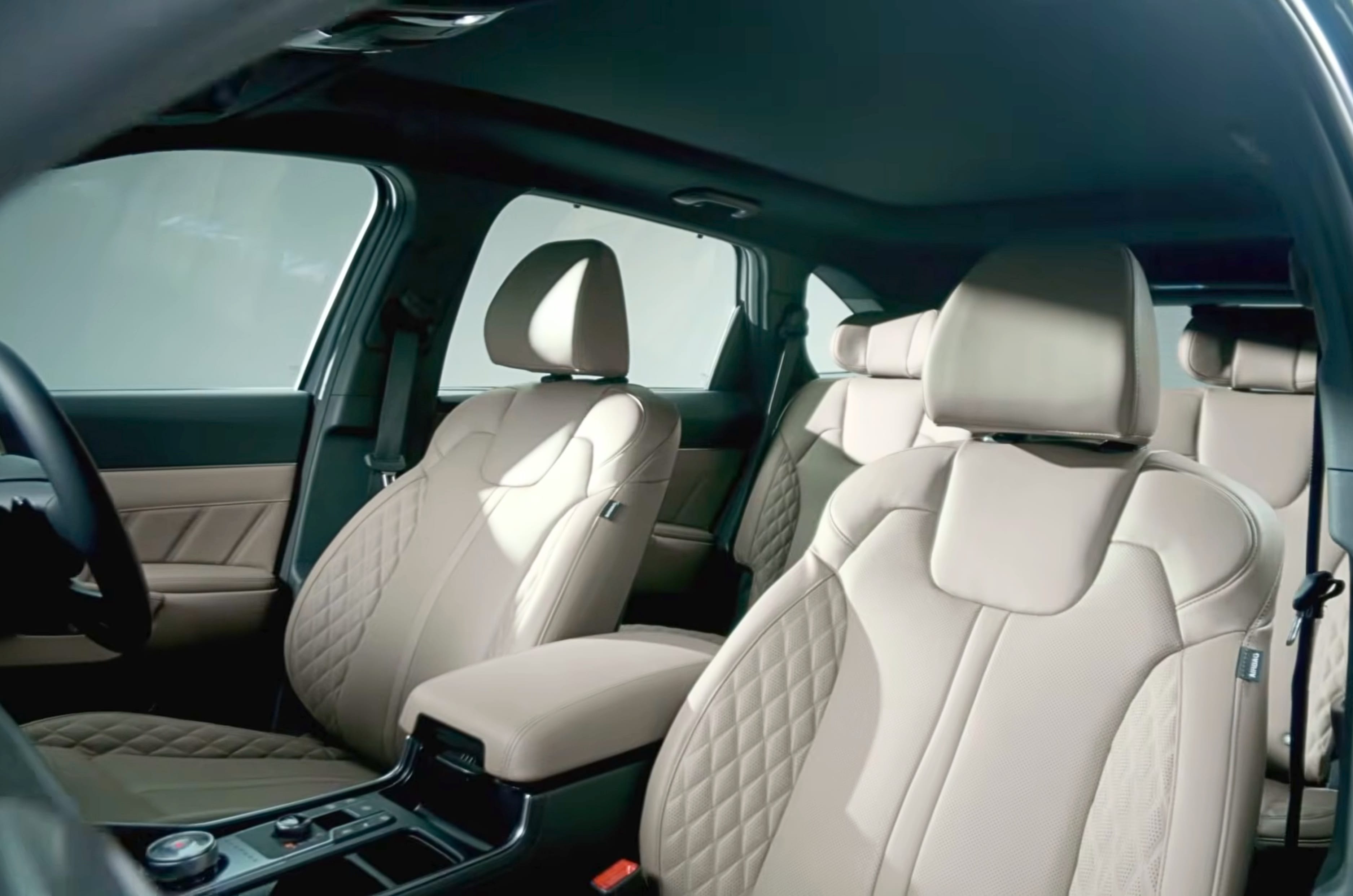 India-spec Kia Sorento revealed ahead of September 4 launch
