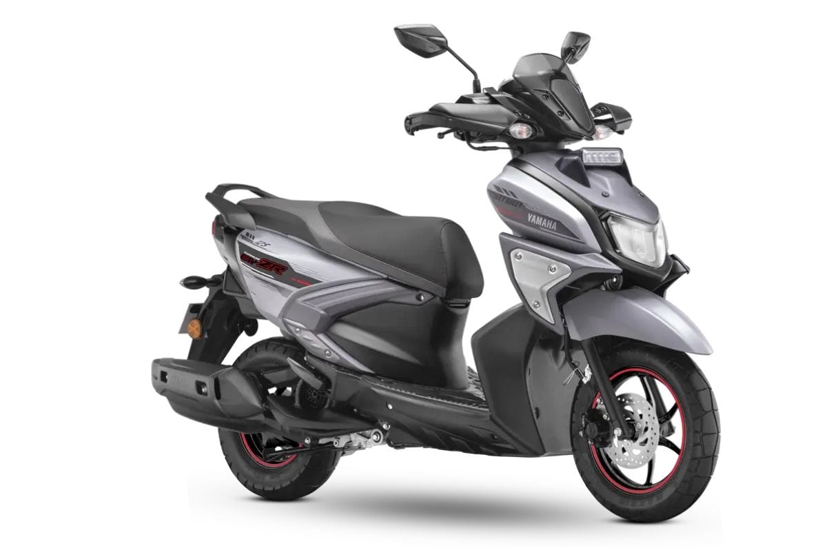 Yamaha RayZR Street Rally front right side static in studio