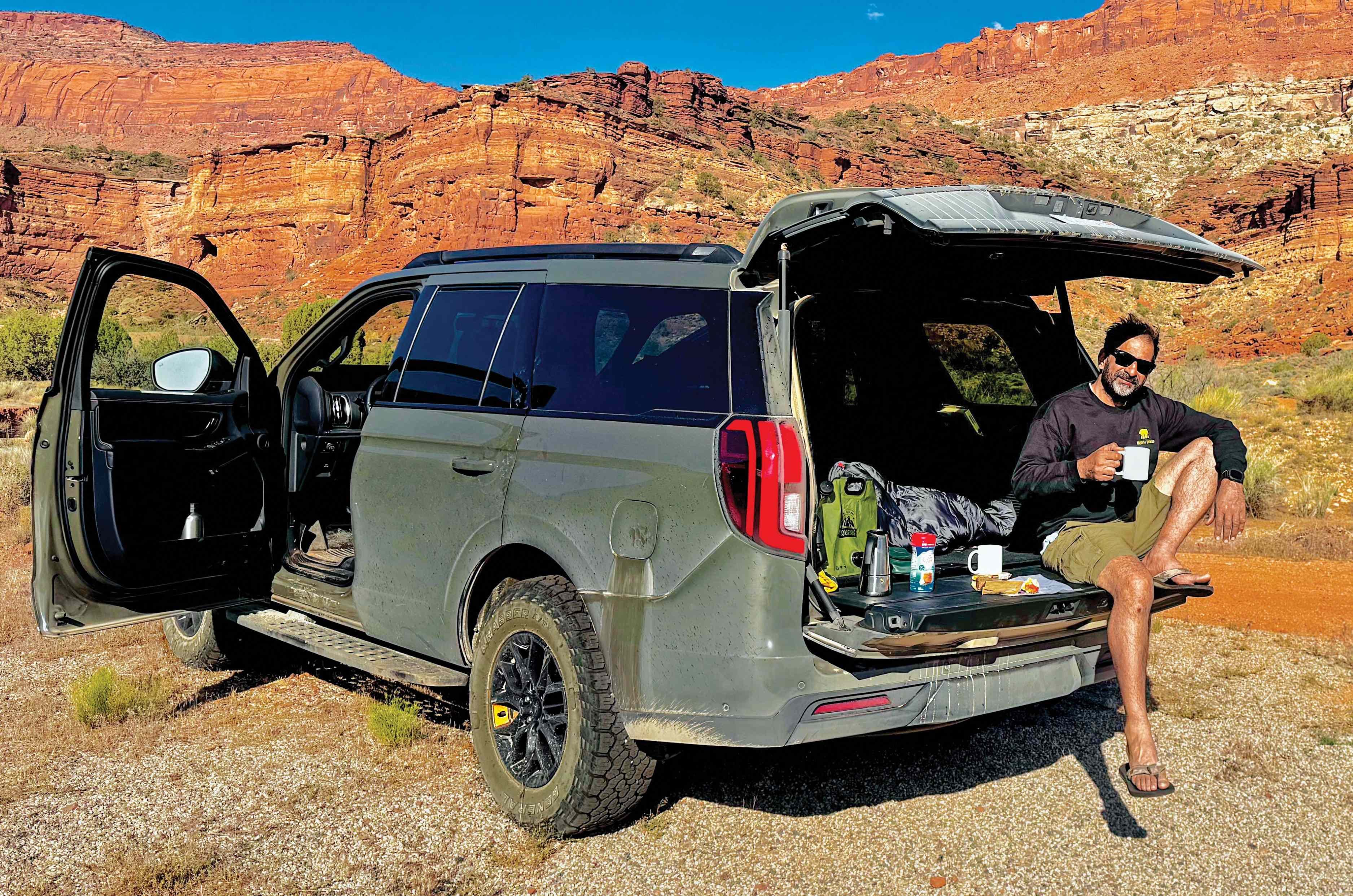 Exploring Utah in a Ford Expedition: Utah by the book