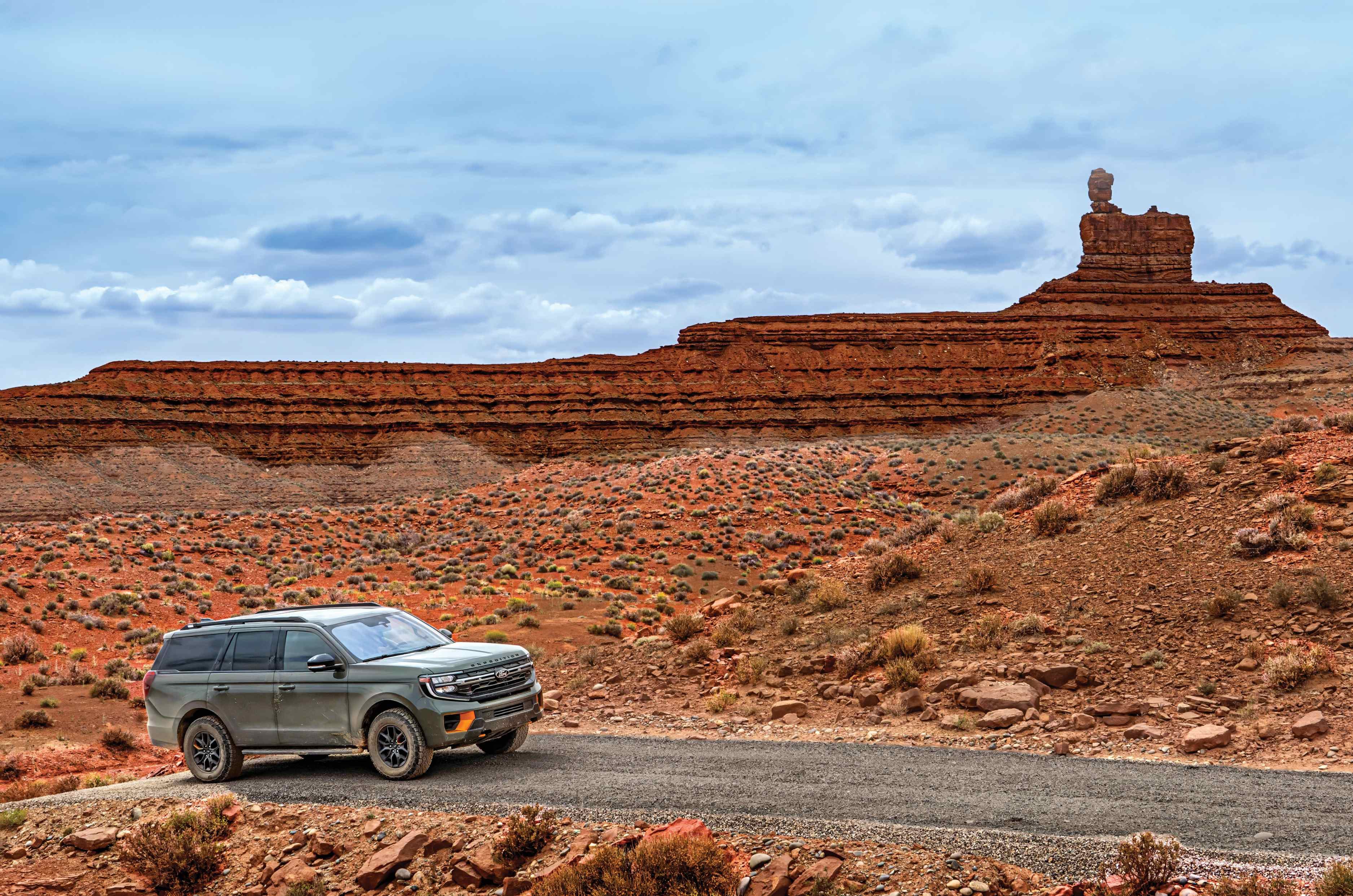 Exploring Utah in a Ford Expedition: Utah by the book