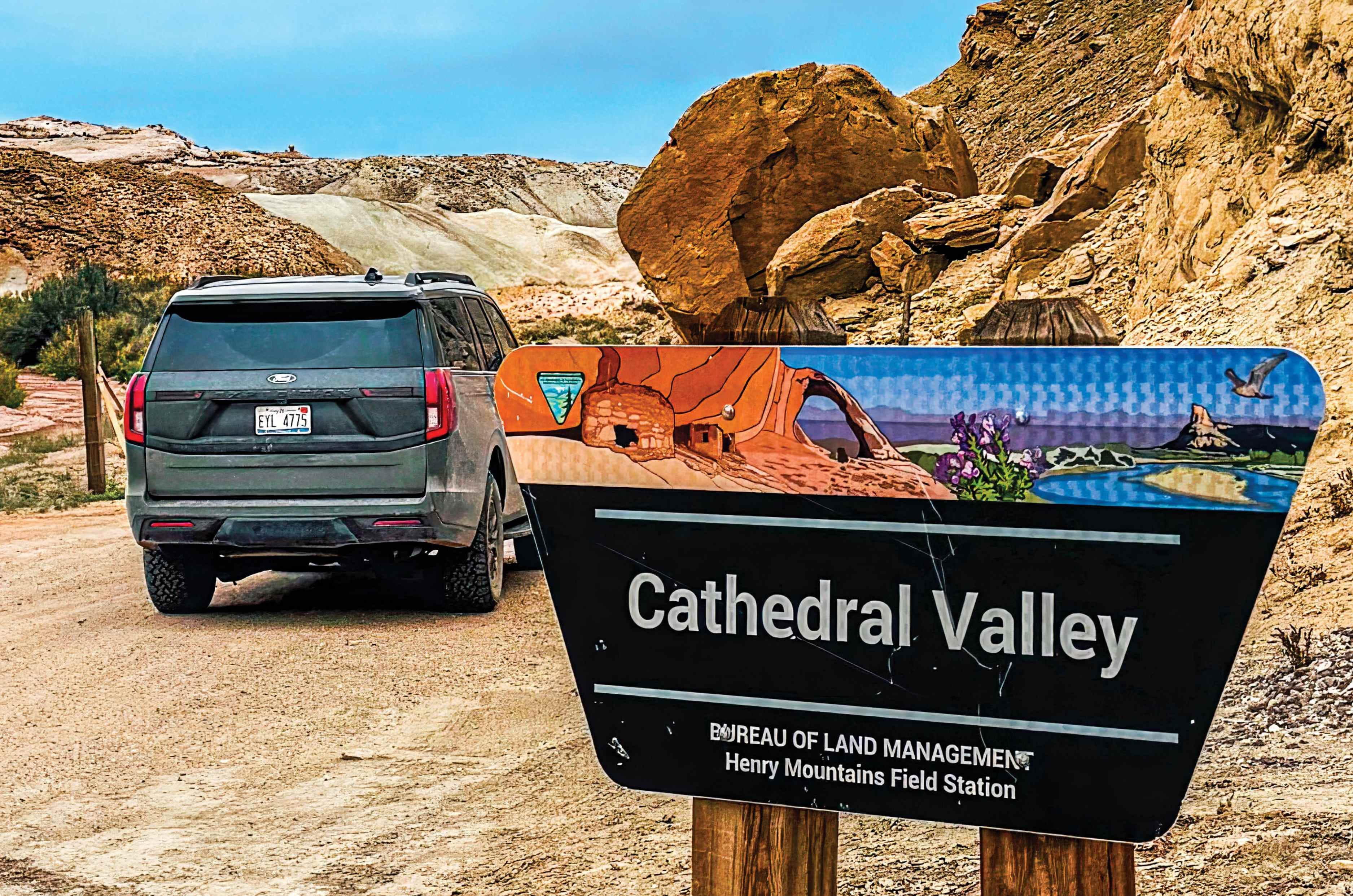 Exploring Utah in a Ford Expedition: Utah by the book