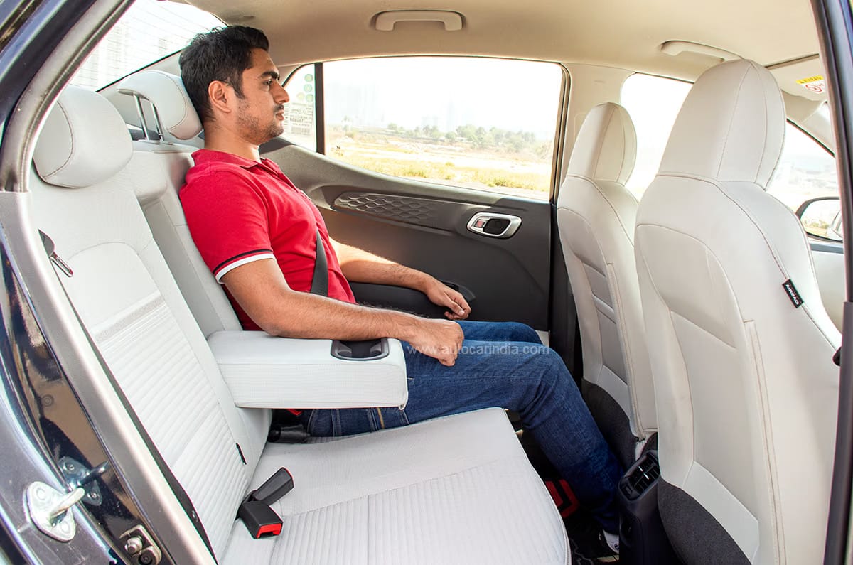 3 reasons to buy the Hyundai Aura, 2 reasons not to