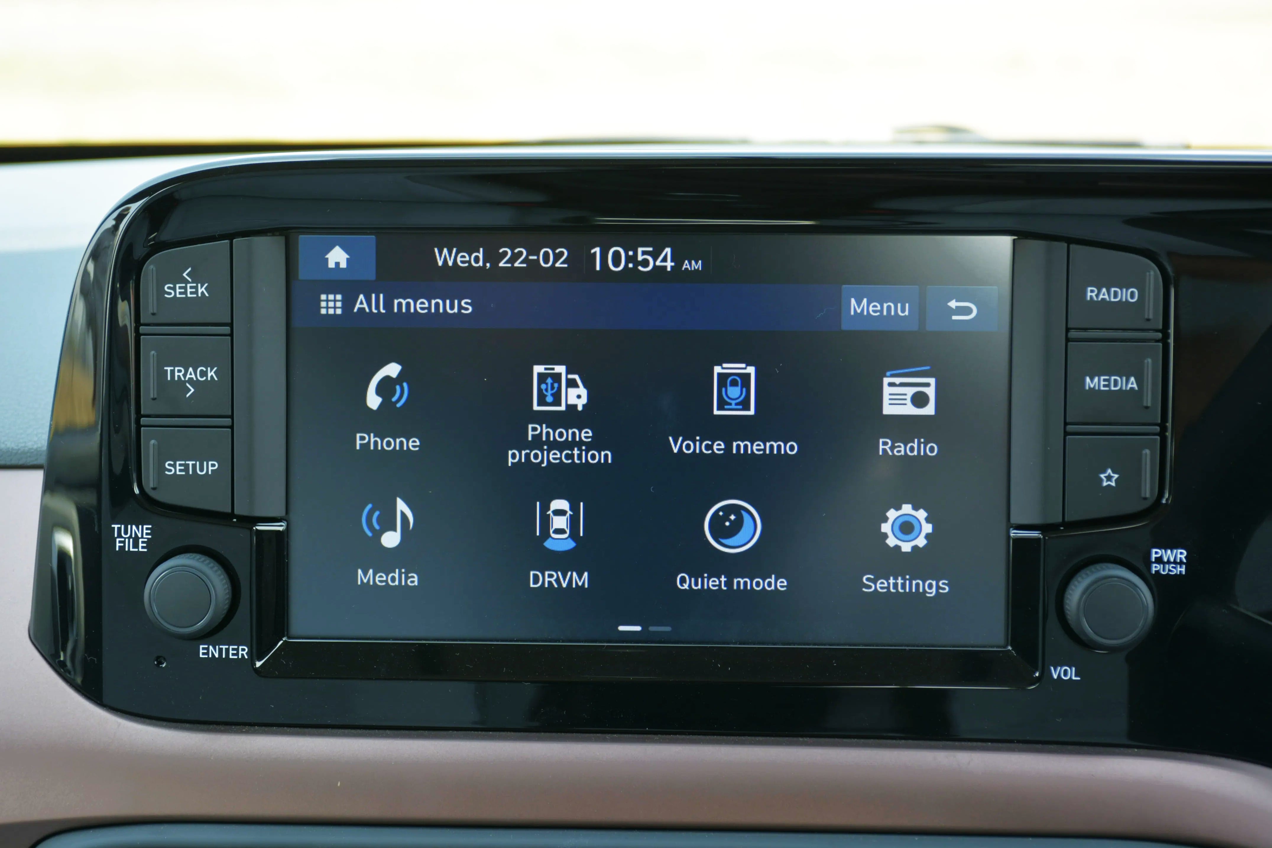 3 reasons to buy the Hyundai Aura, 2 reasons not to