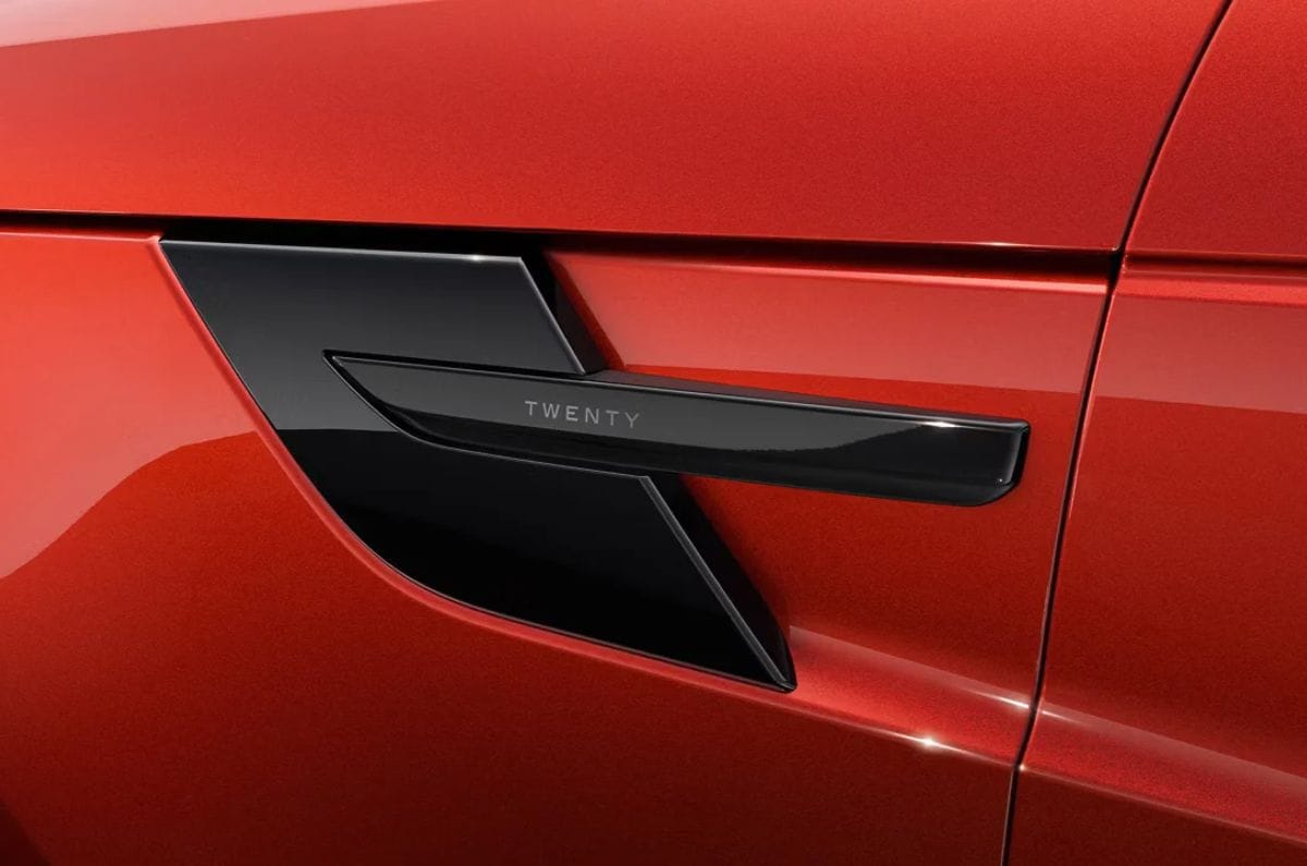 Range Rover Sport Twenty Edition fender trim