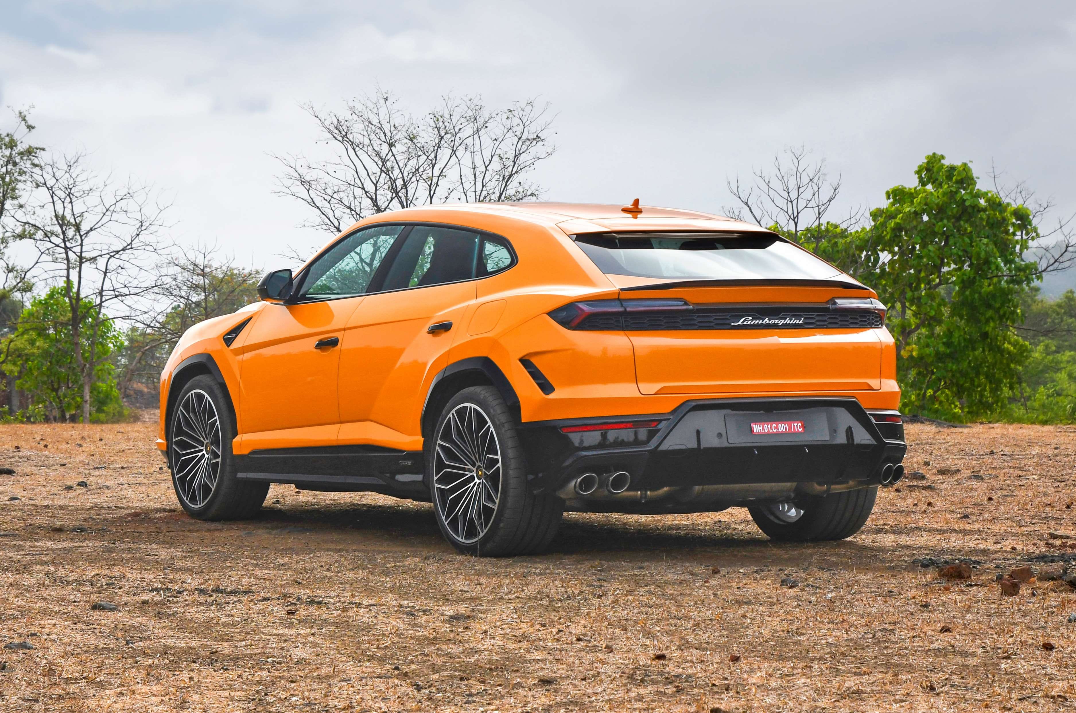 2026 Lamborghini Urus SE review: Thunder and lightning