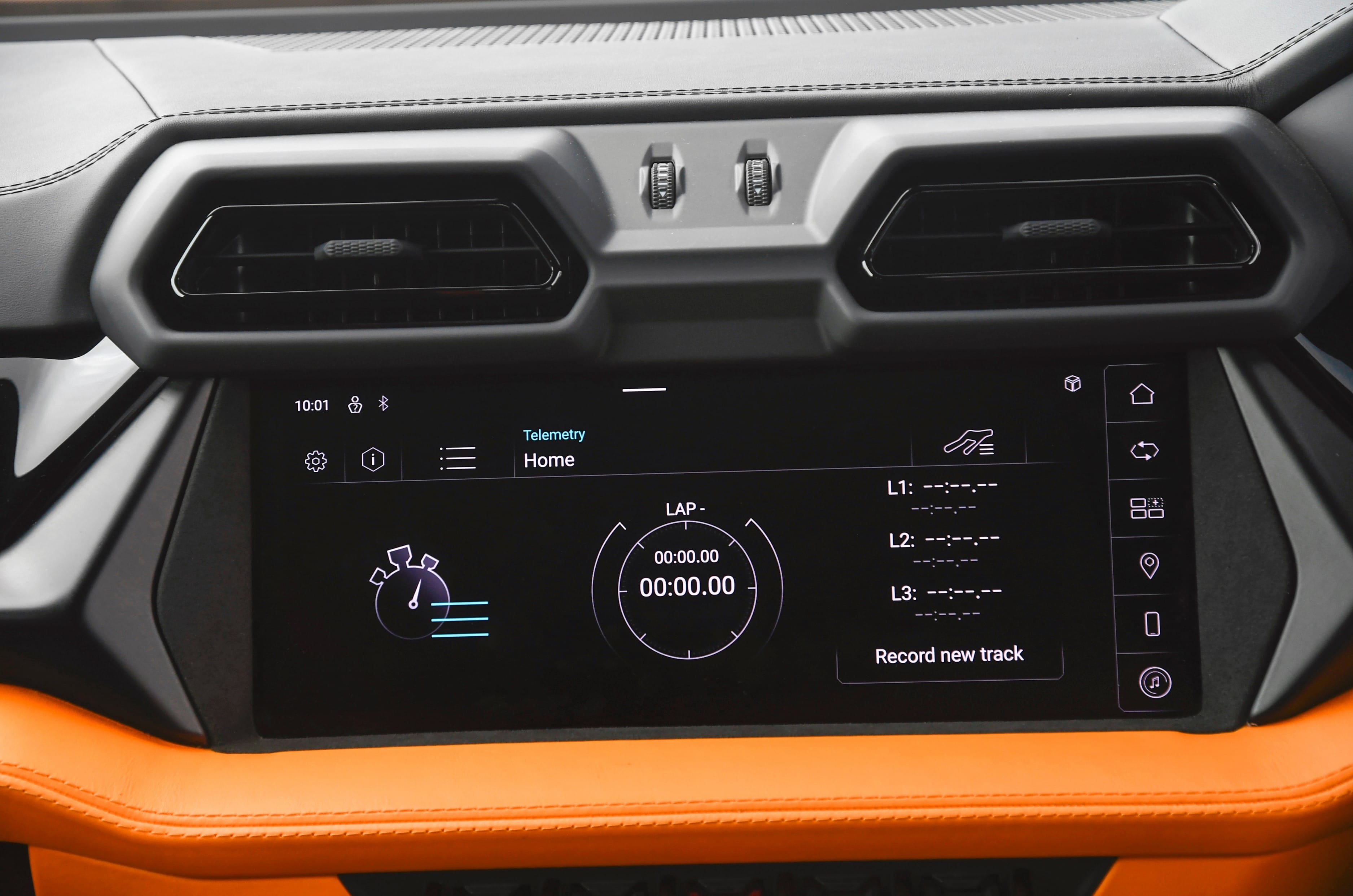 2026 Lamborghini Urus SE review: Thunder and lightning