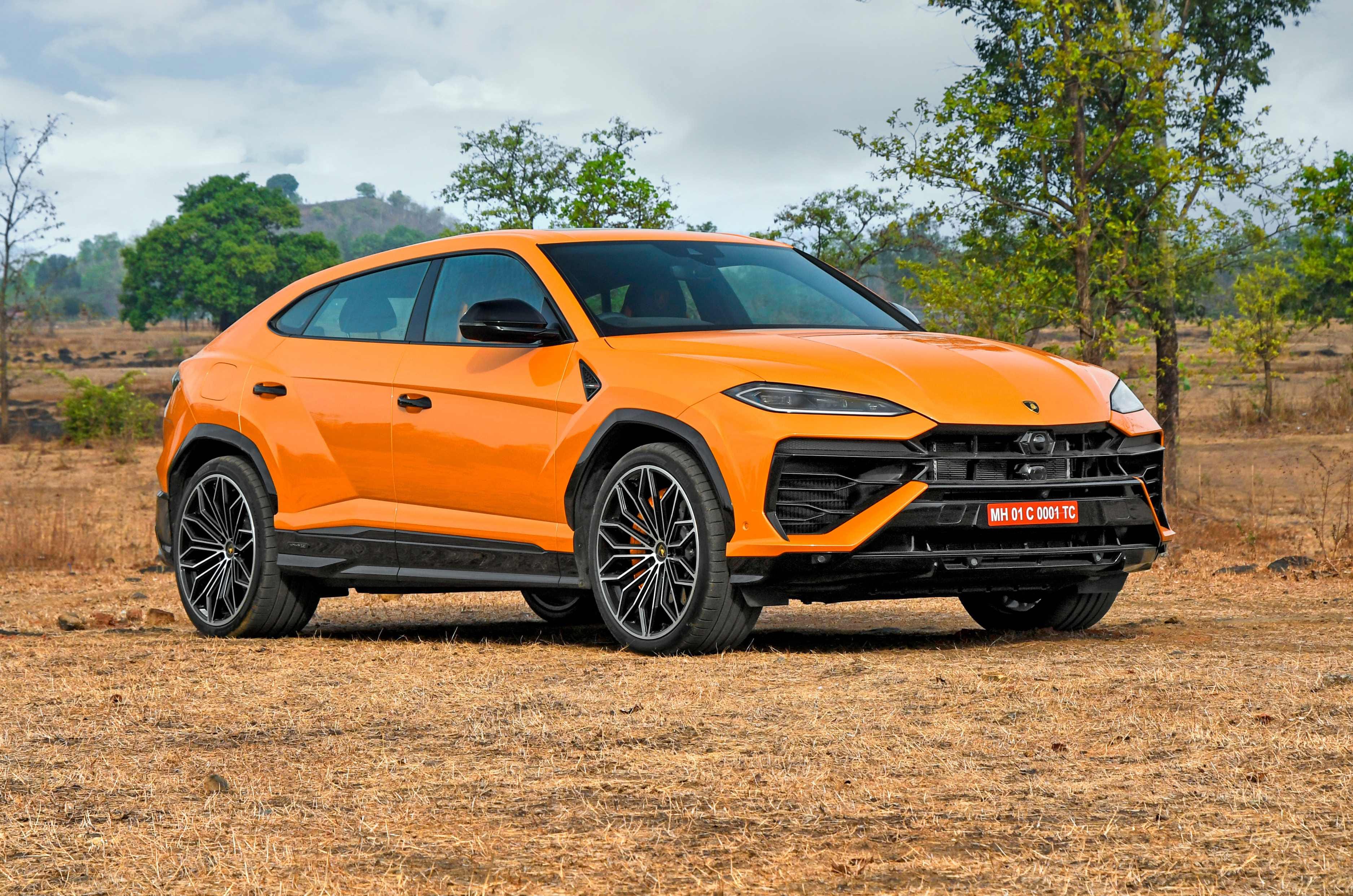 2026 Lamborghini Urus SE review: Thunder and lightning