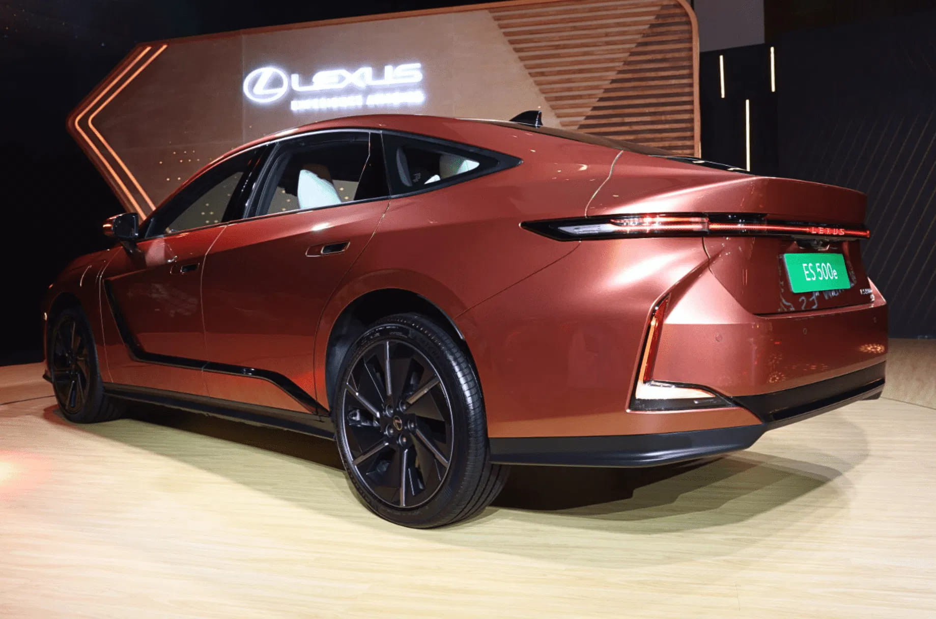 All you need to know about Lexus ES