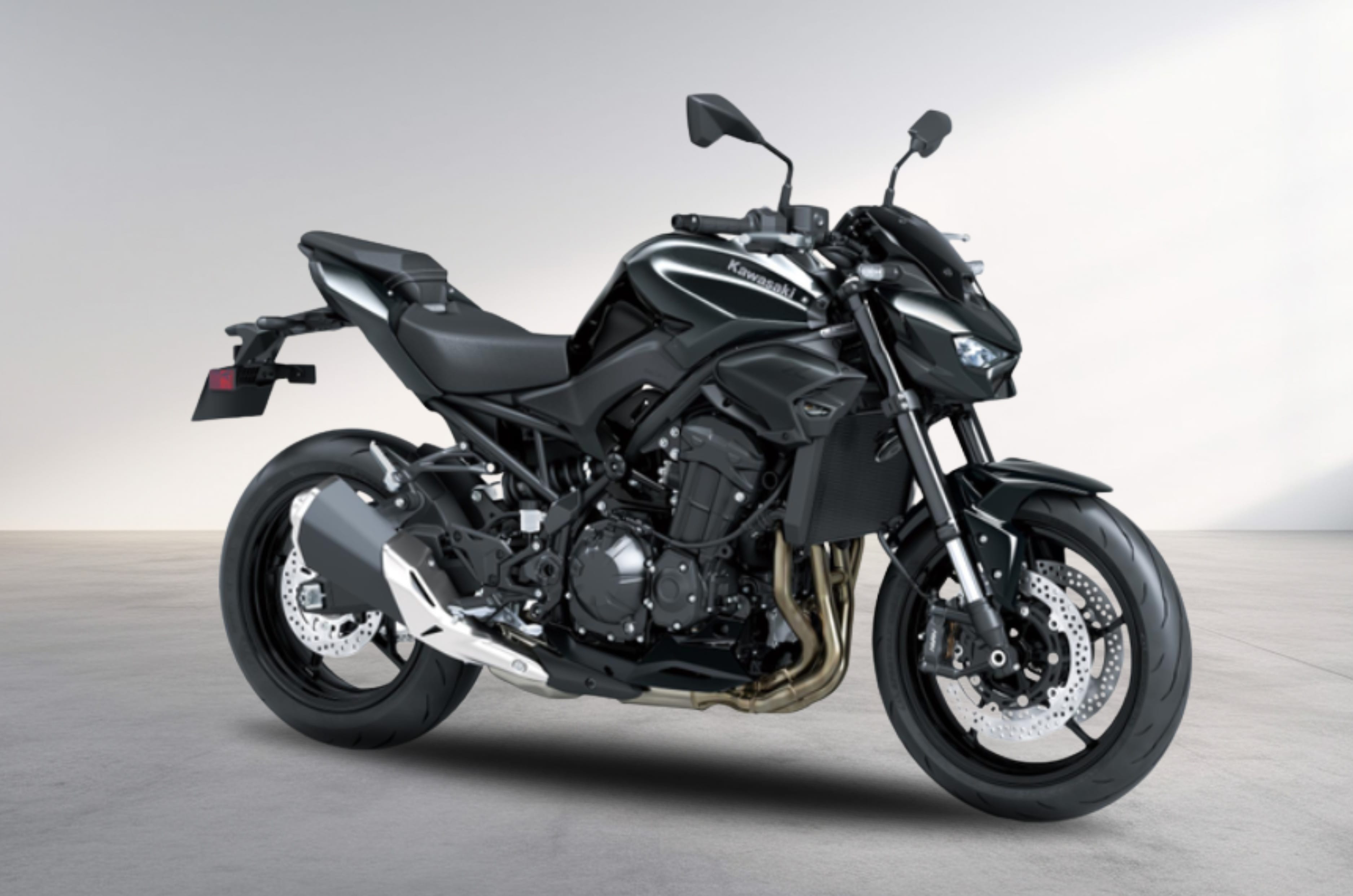 Kawasaki Z900 in Black colour