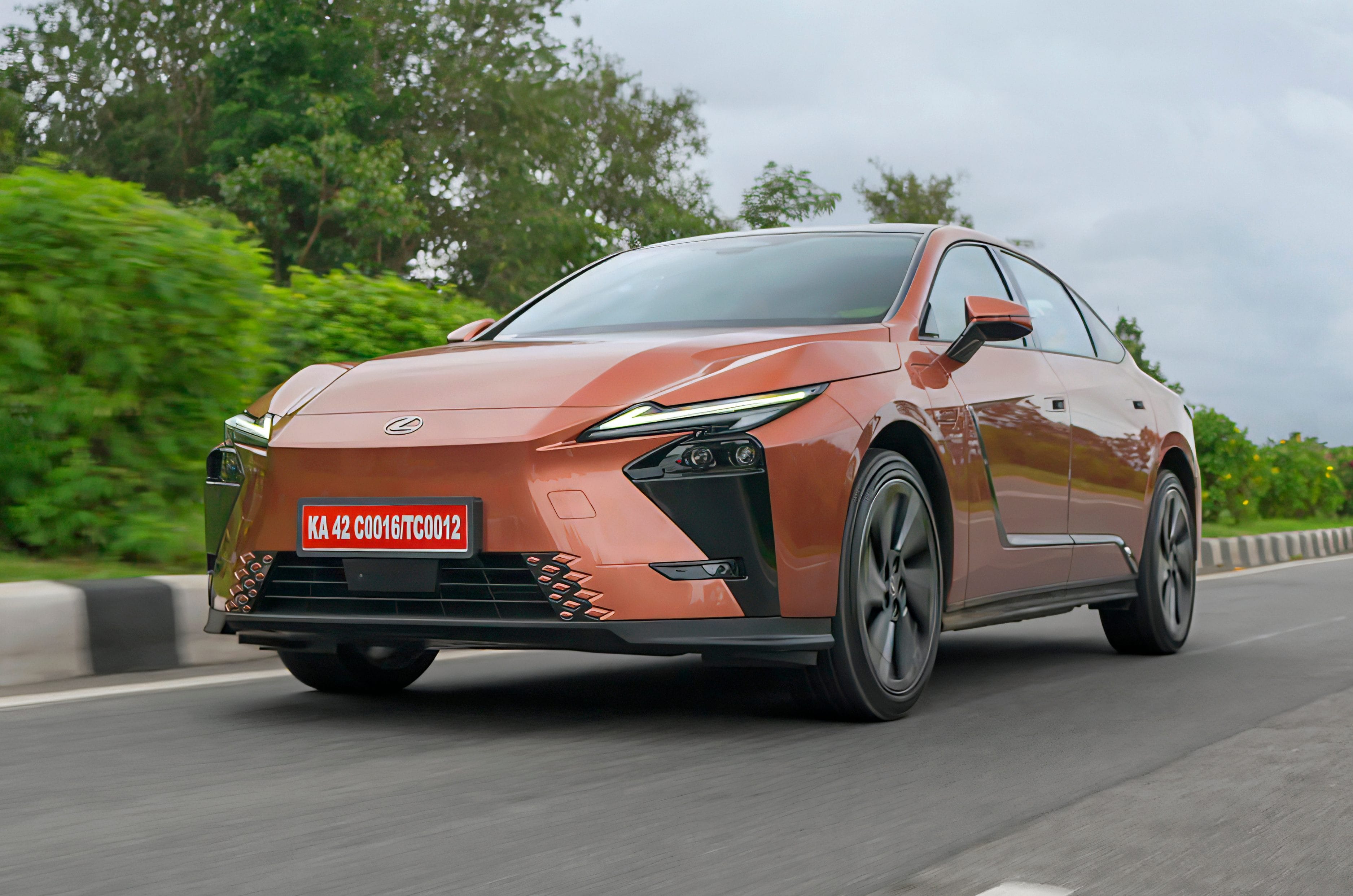 Lexus ES 500e review – Japan’s answer to electric sedans