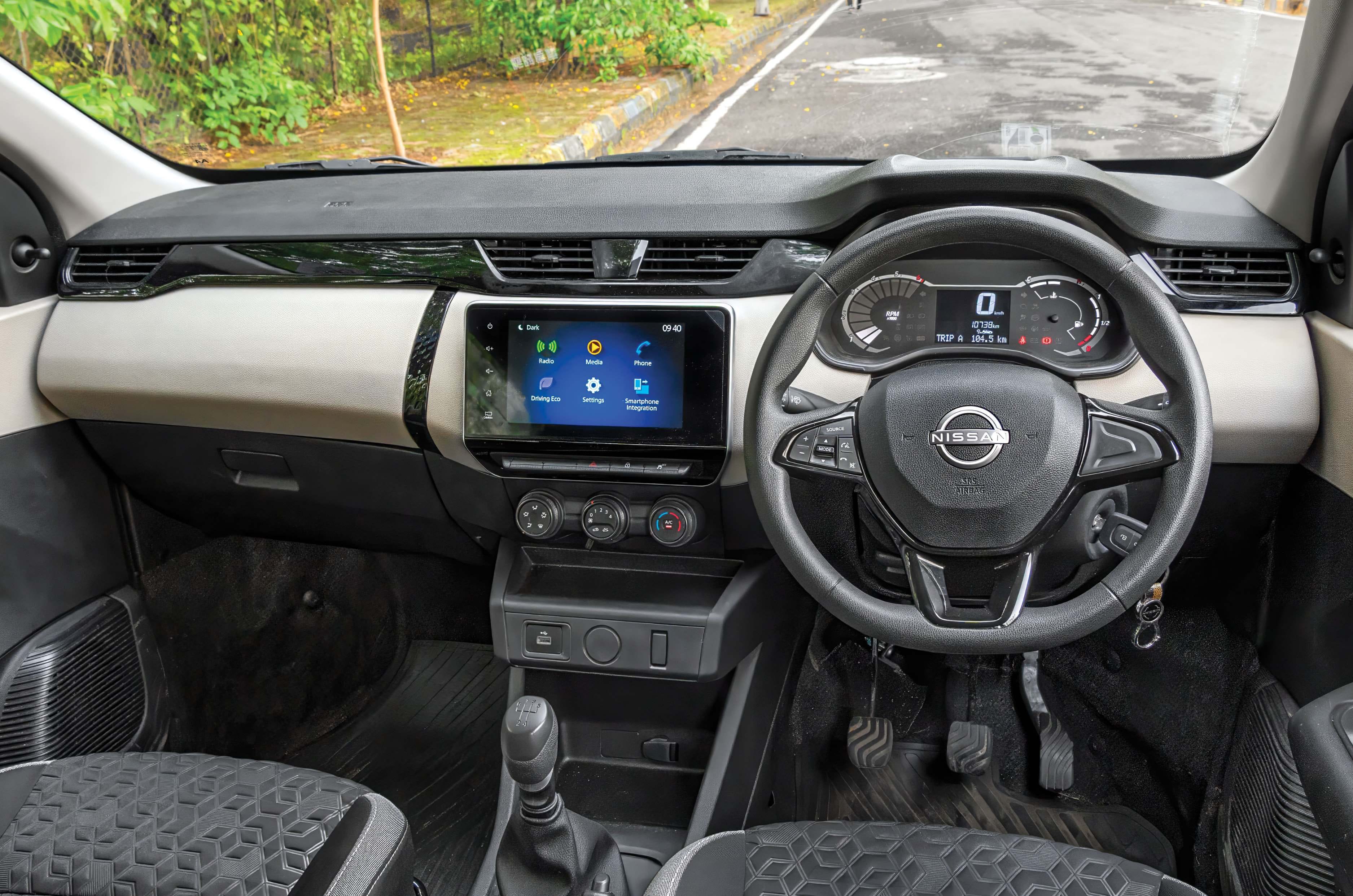 Nissan Gravite CNG