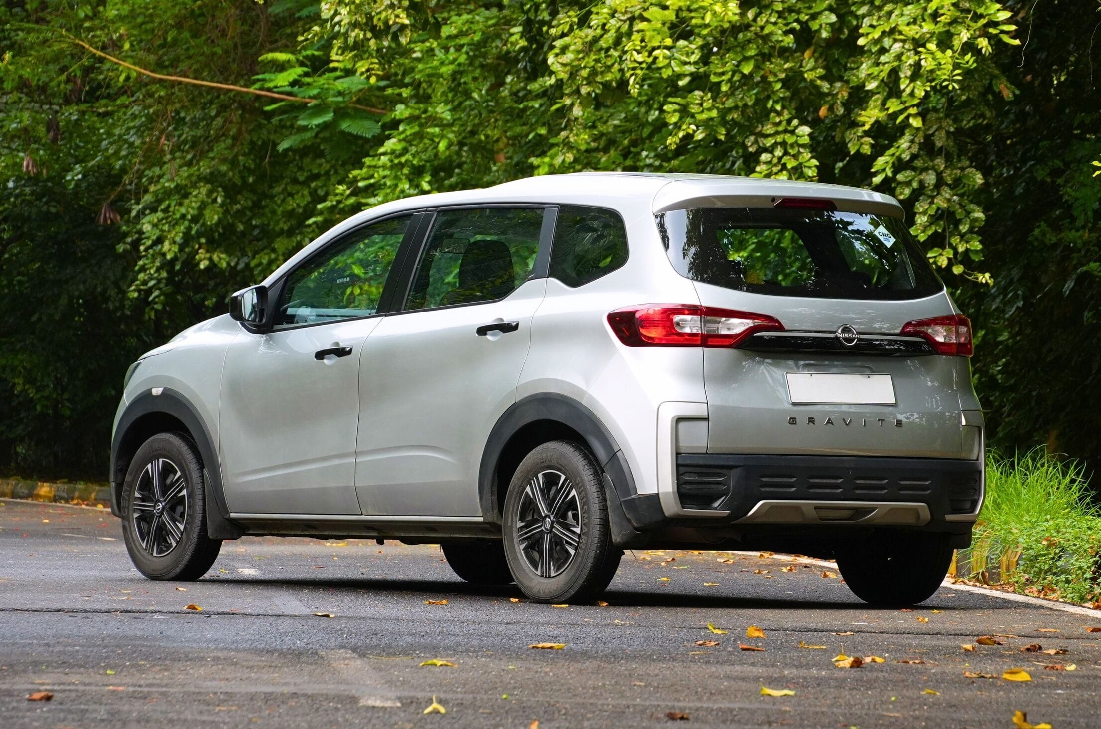 Nissan Gravite CNG