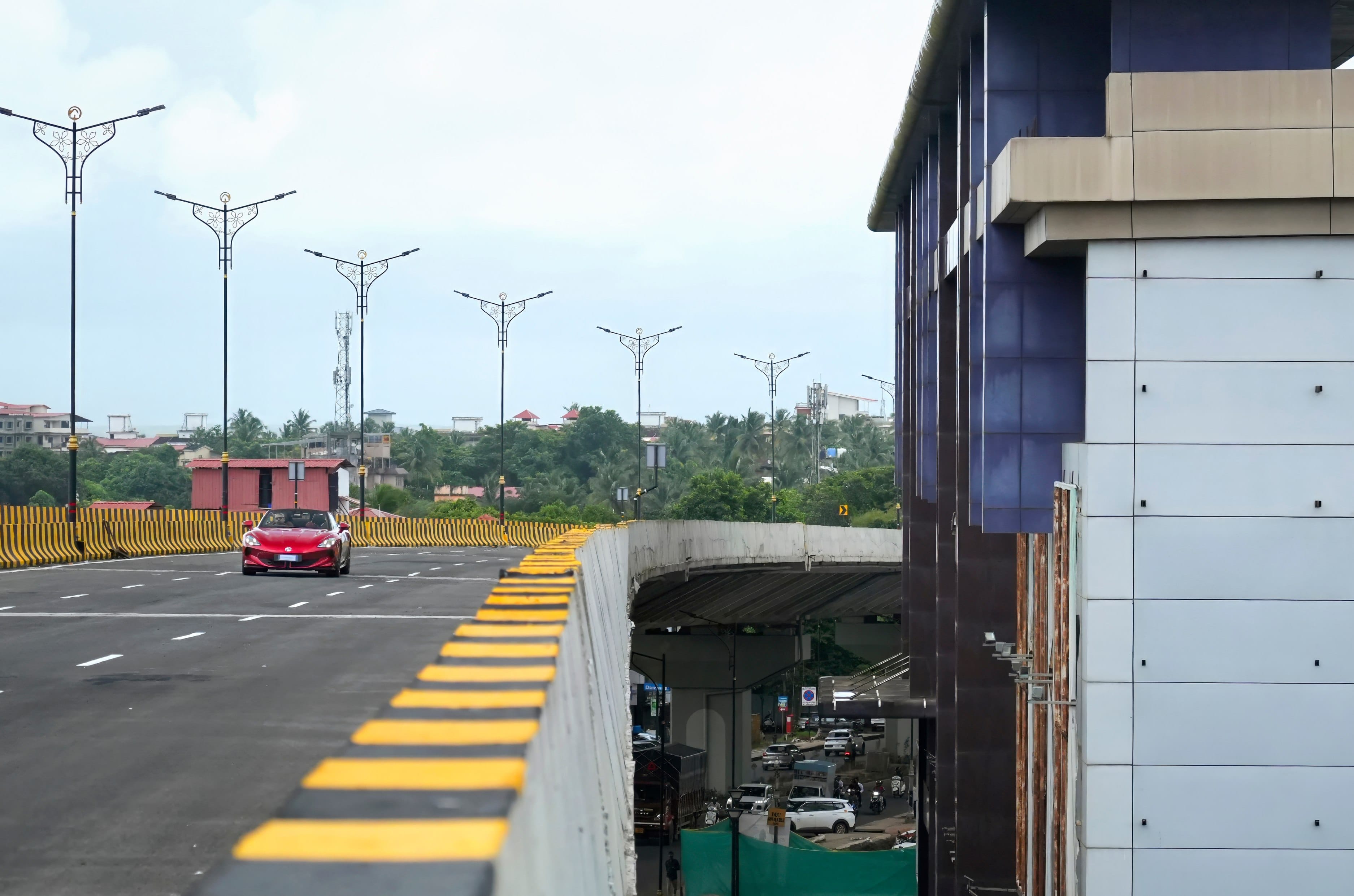 Cruising down Goa’s Porvorim Elevated Corridor in an MG Cyberster