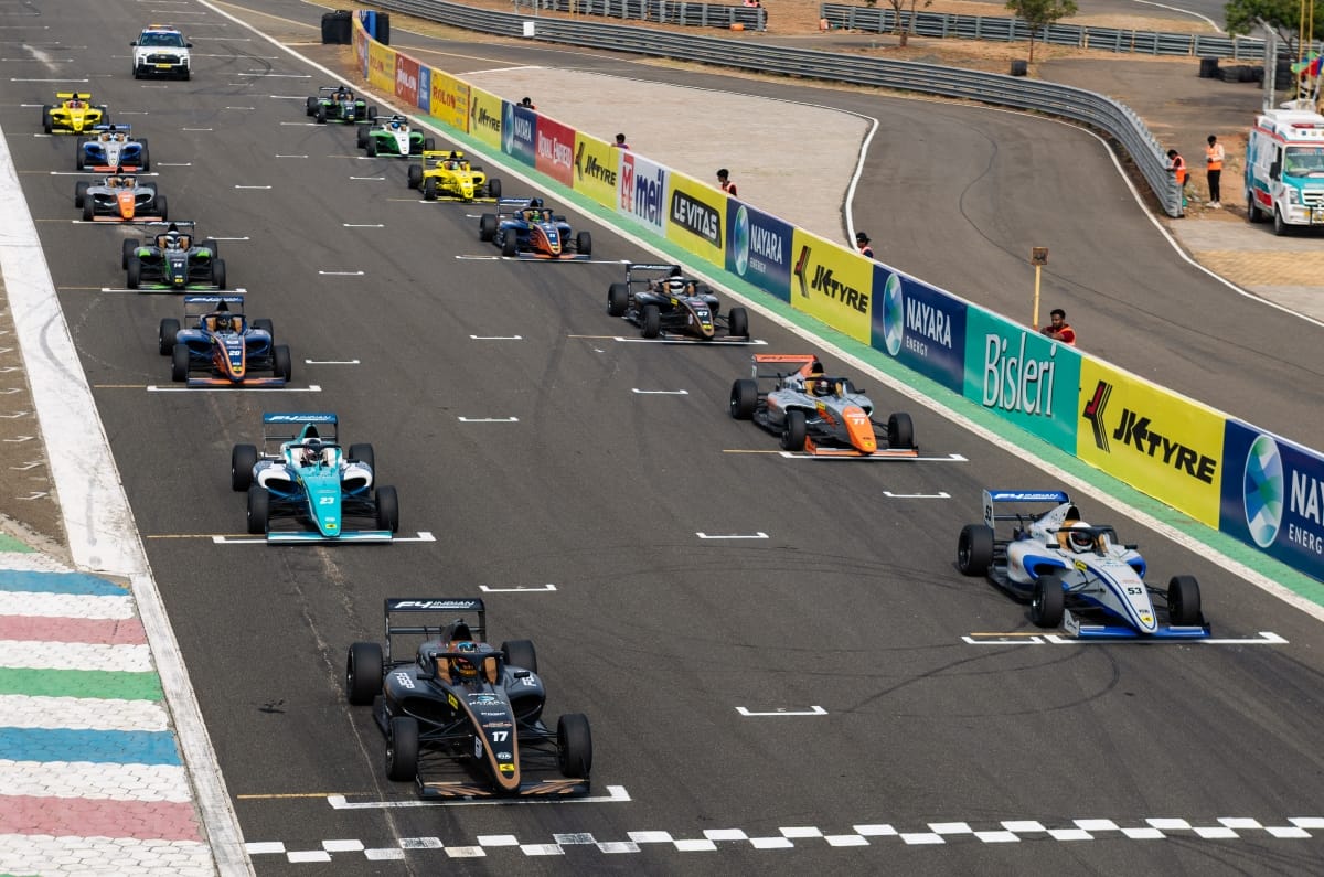 F4 India Round 1