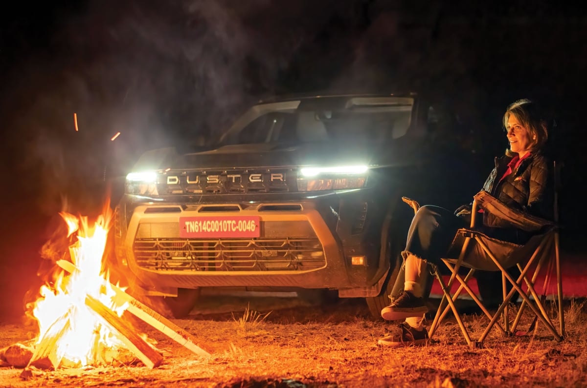 Renault Duster Kibber rough roads fire side