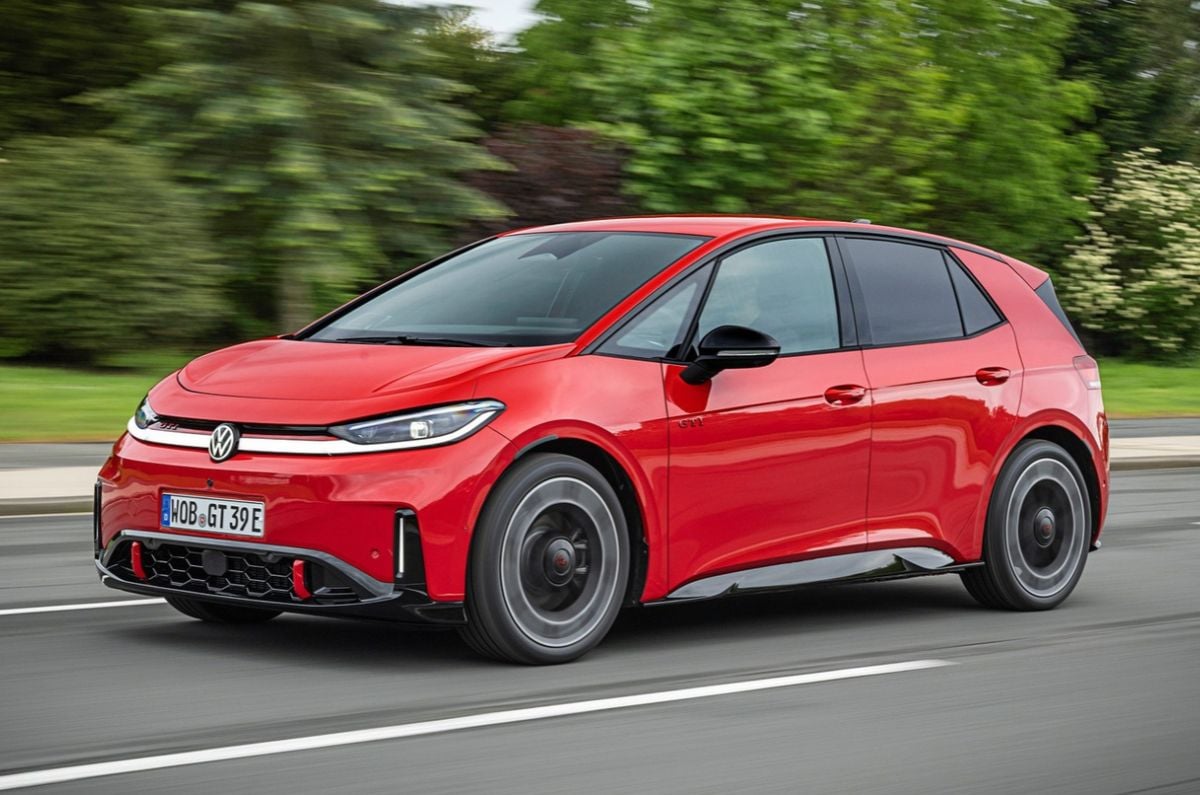 Volkswagen ID.3 GTI front quarter tracking