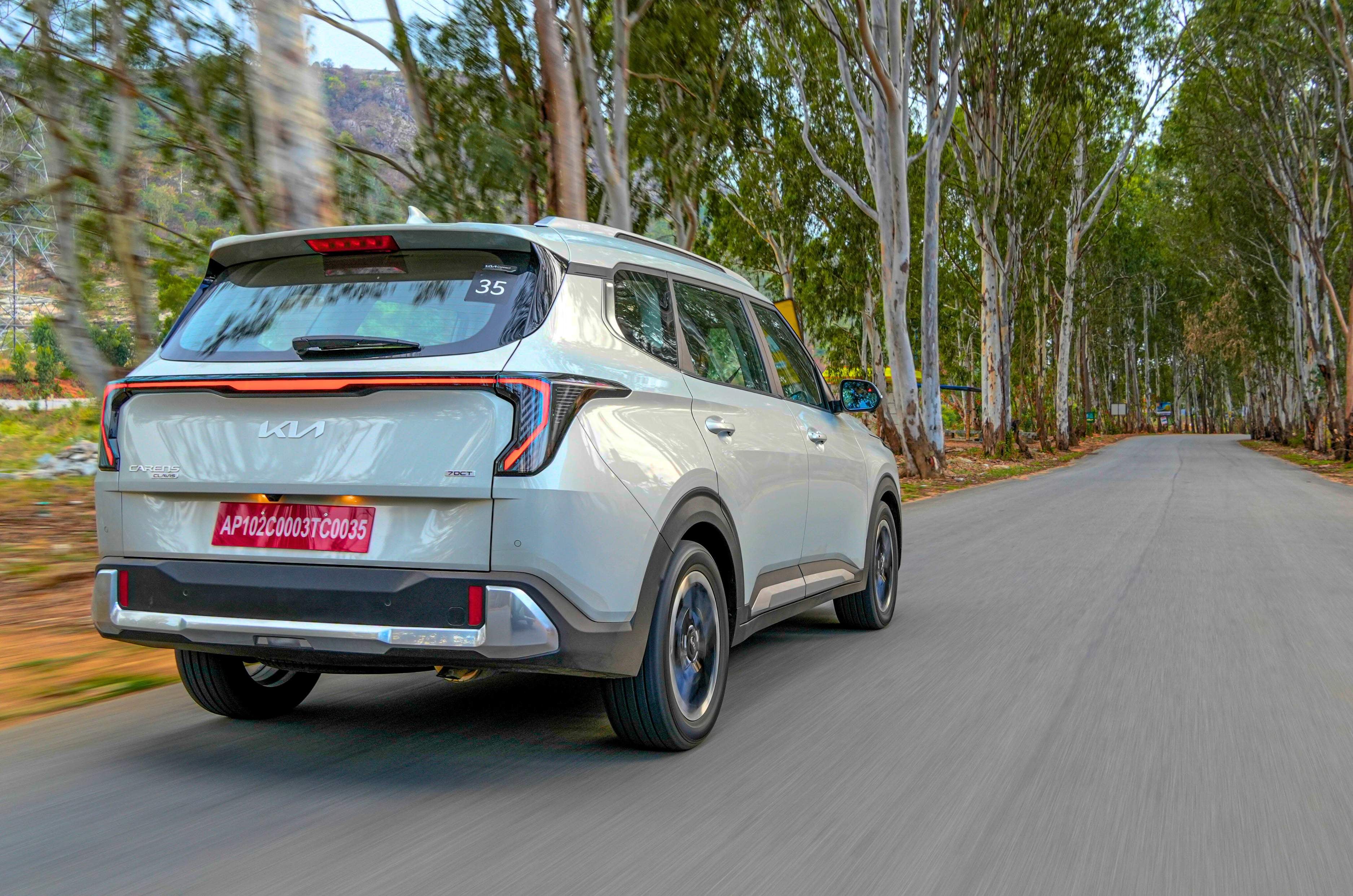 Kia Carens Clavis gets new lower-spec automatic variants