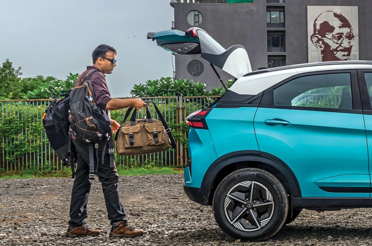 Tata Nexon iCNG boot open