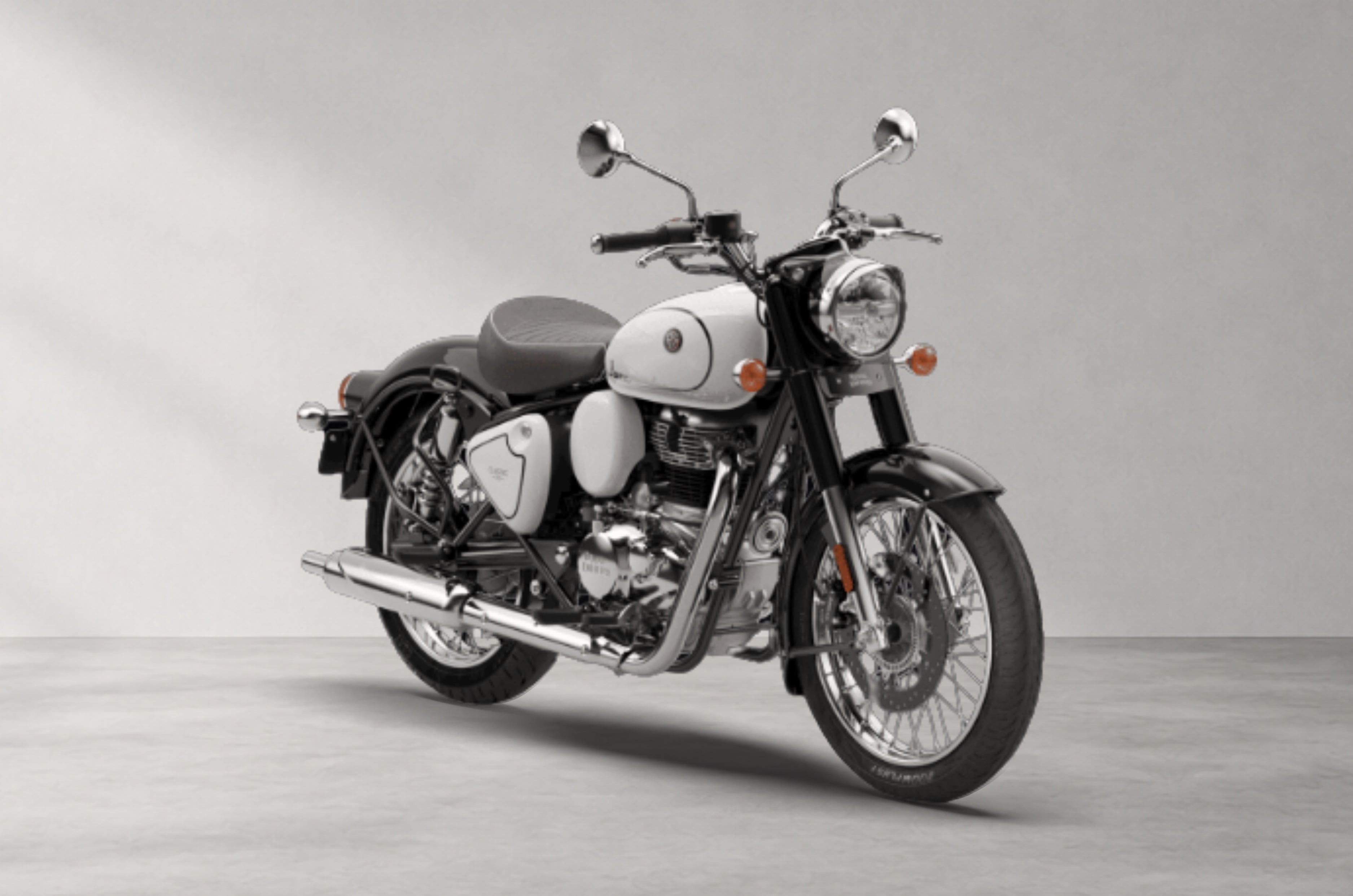 Royal Enfield Classic 350 gets new Signature White colour
