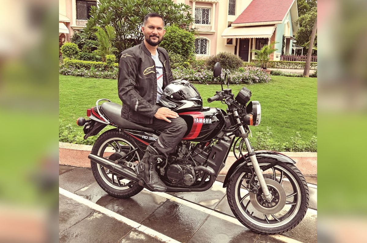 Leo Noronha aboard his Yamaha RD350LC