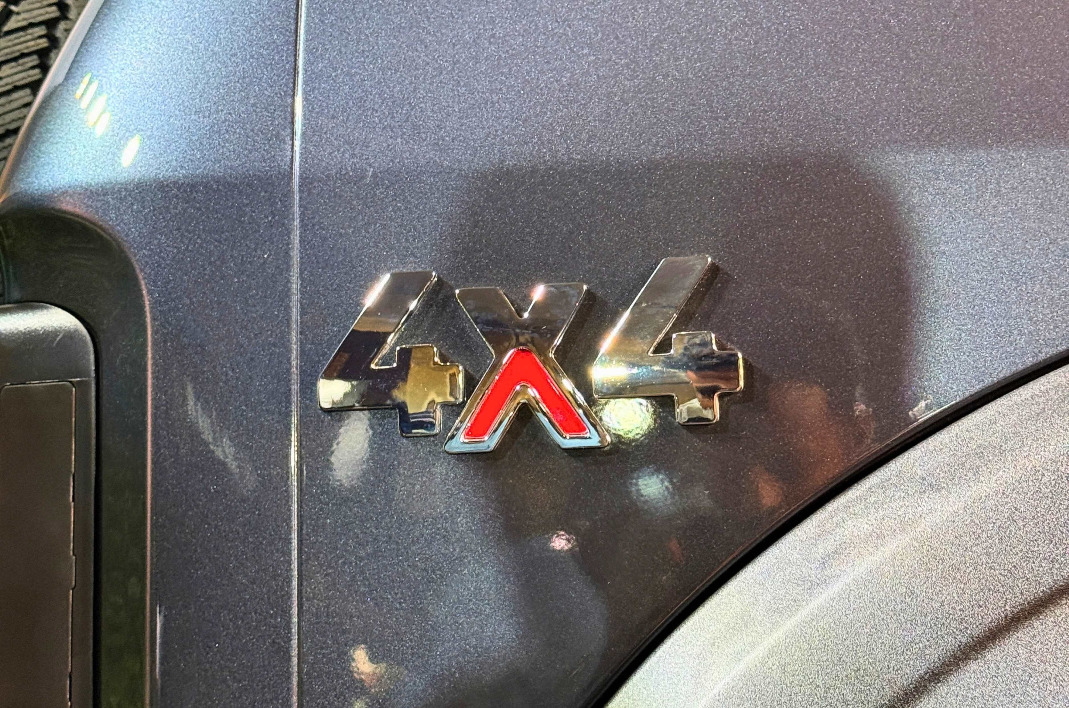 Mahindra Thar OG 4x4 badge