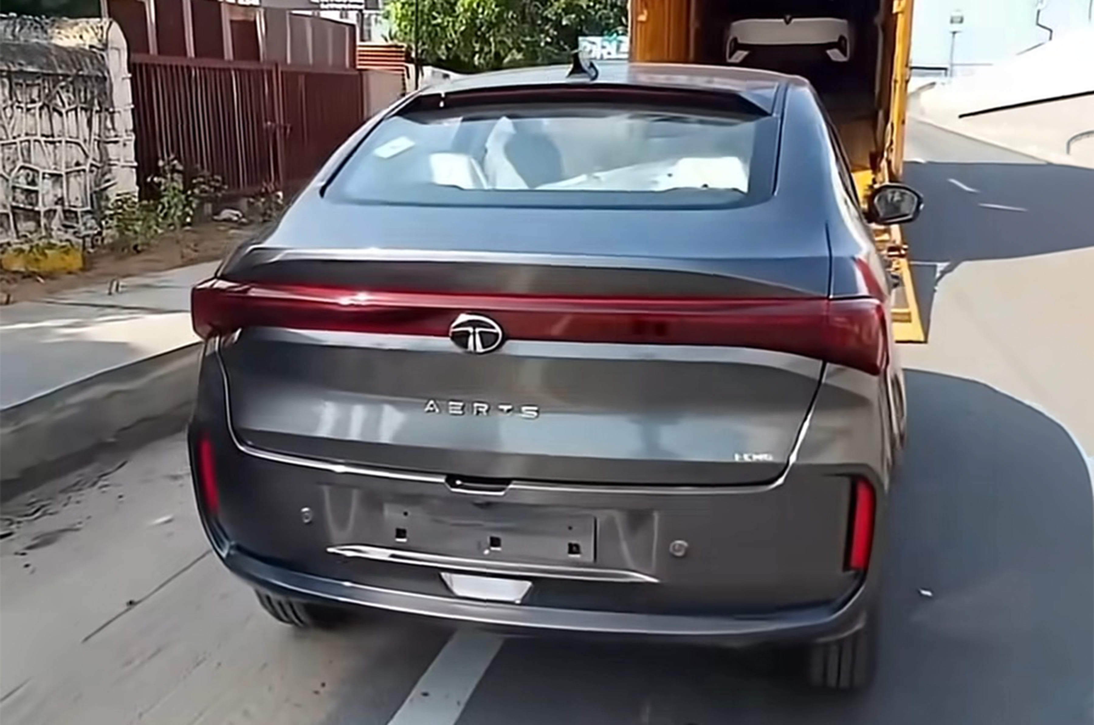 Tata Aeris CNG rear