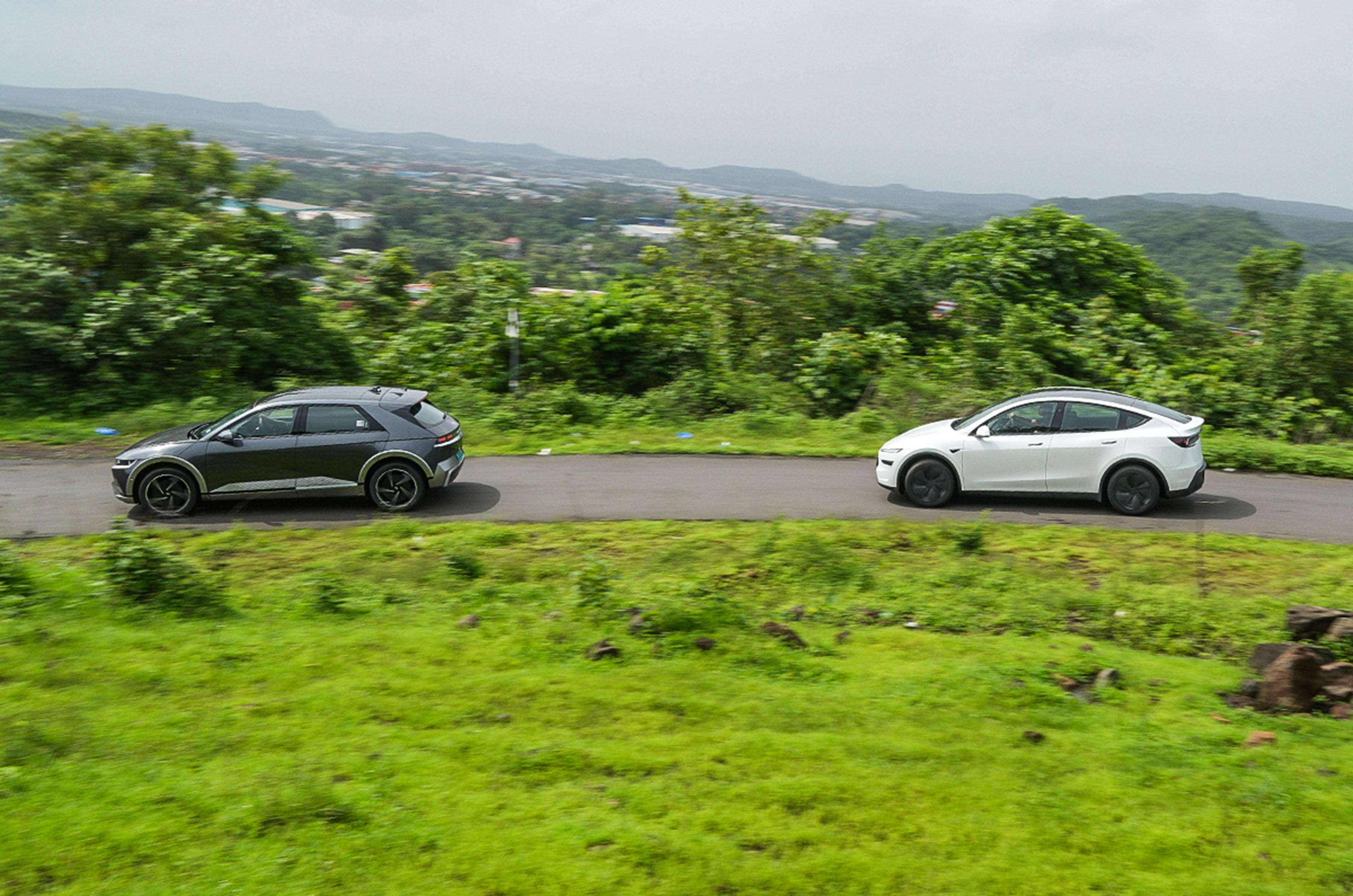 Tesla Model Y vs Hyundai Ioniq 5 comparison: Tech'in to the max
