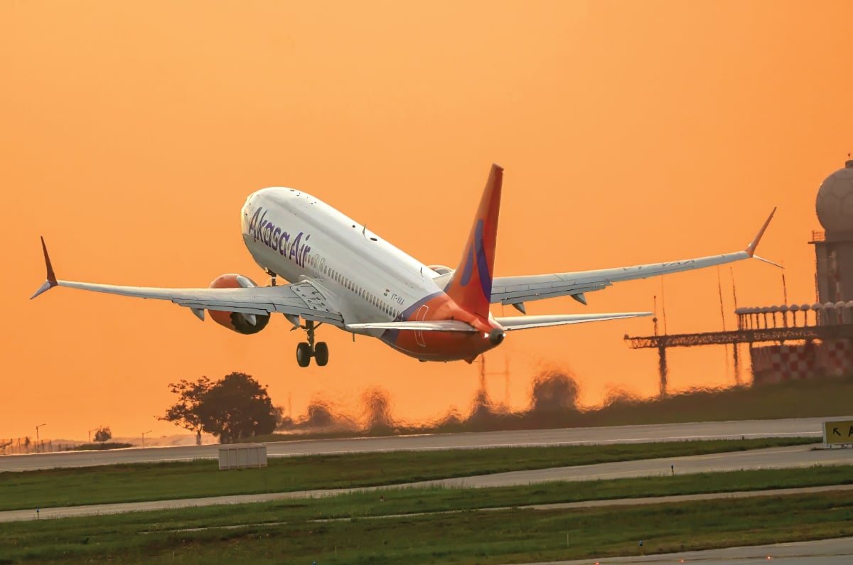 Akasa Boeing 737 Max take off