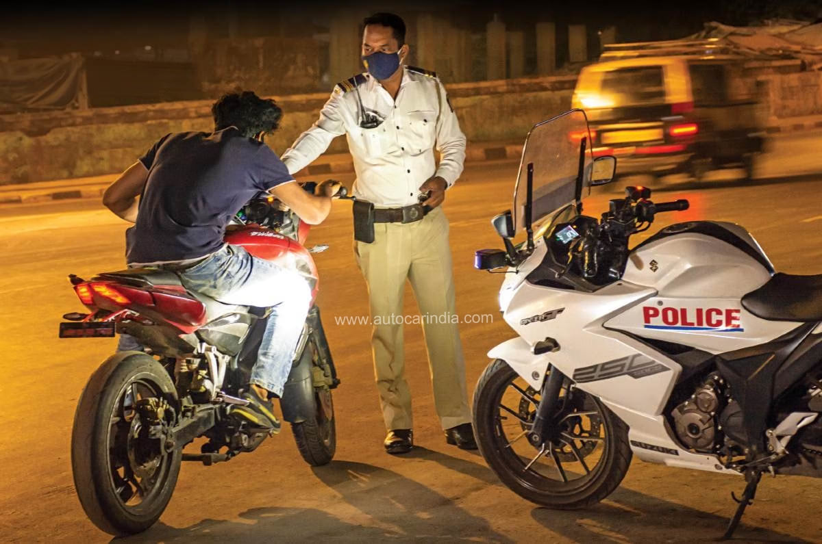 Supreme Court suggests adding unpaid traffic challans to electricity bills