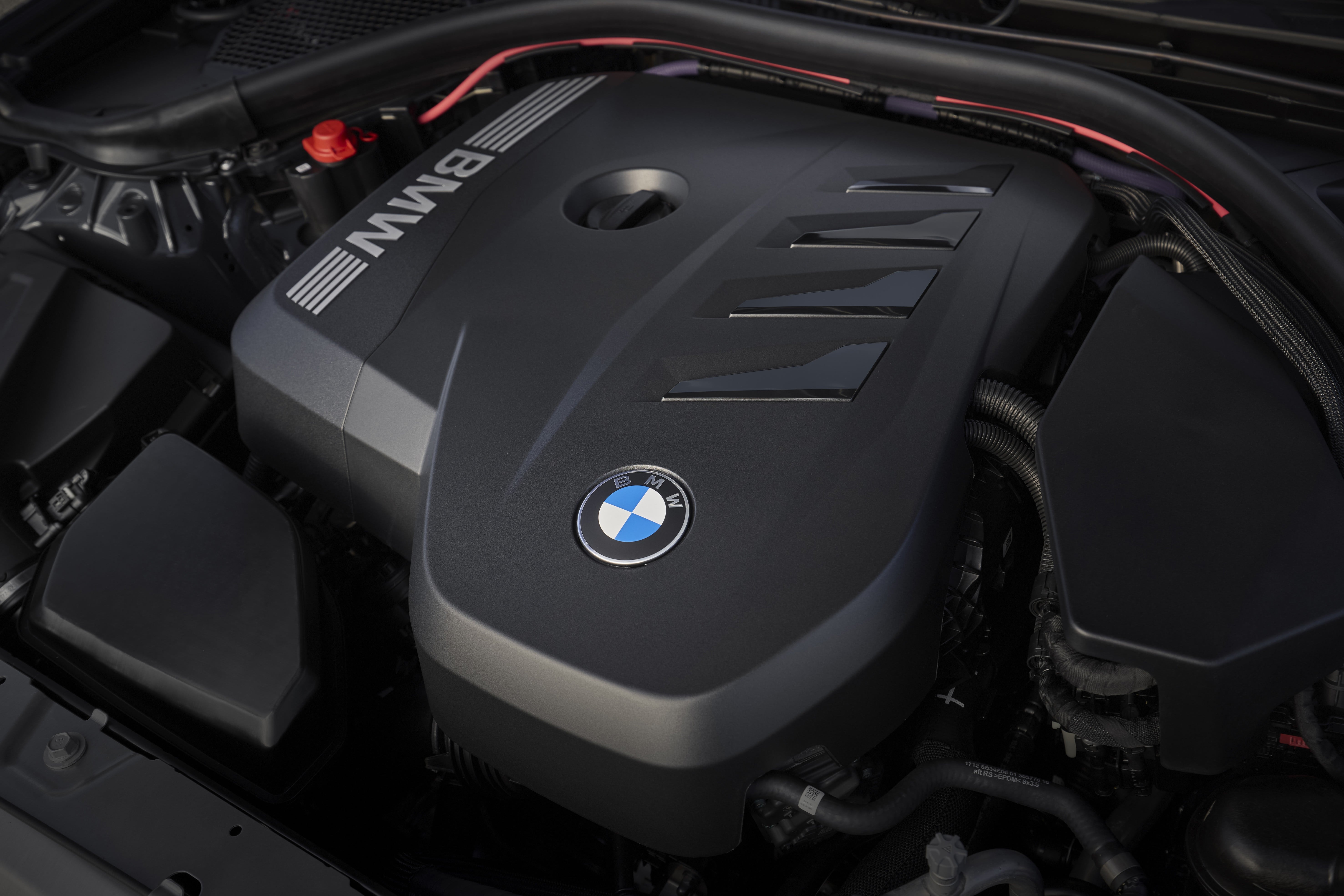Eighth-gen BMW 3 Series revealed