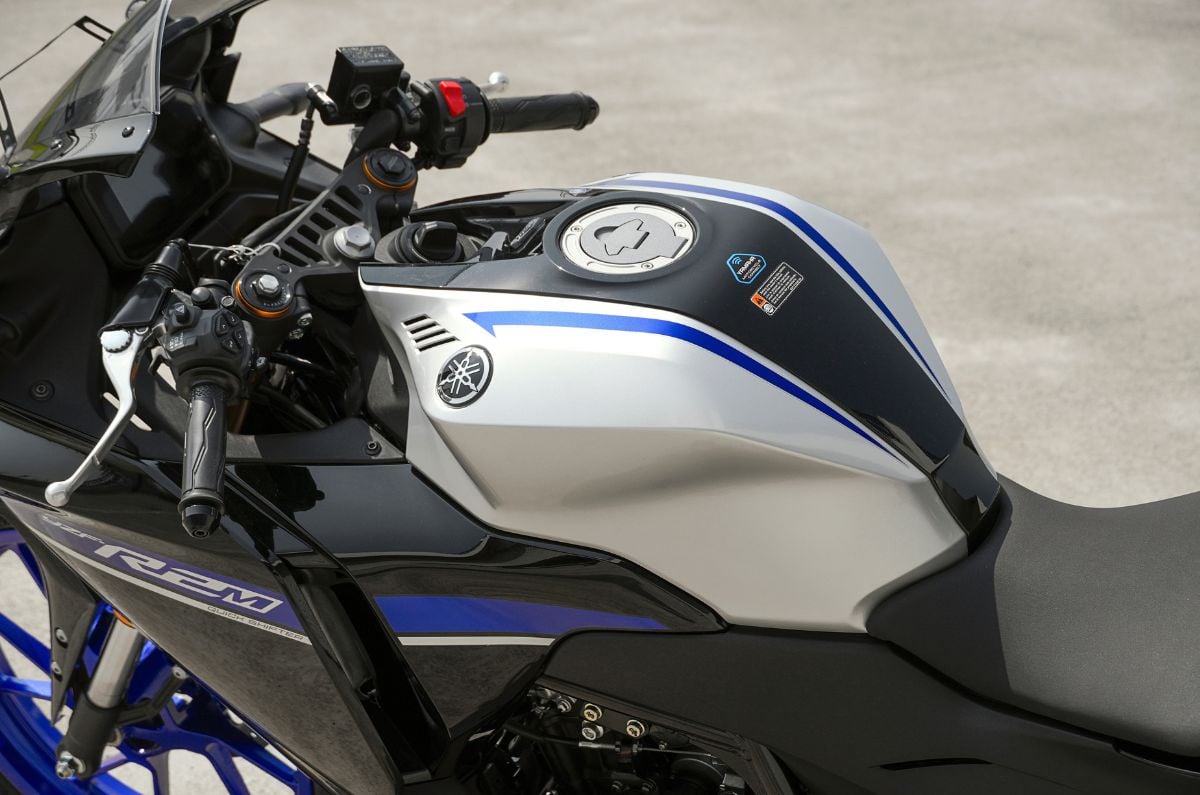 Yamaha R2' fuel tank from the left.