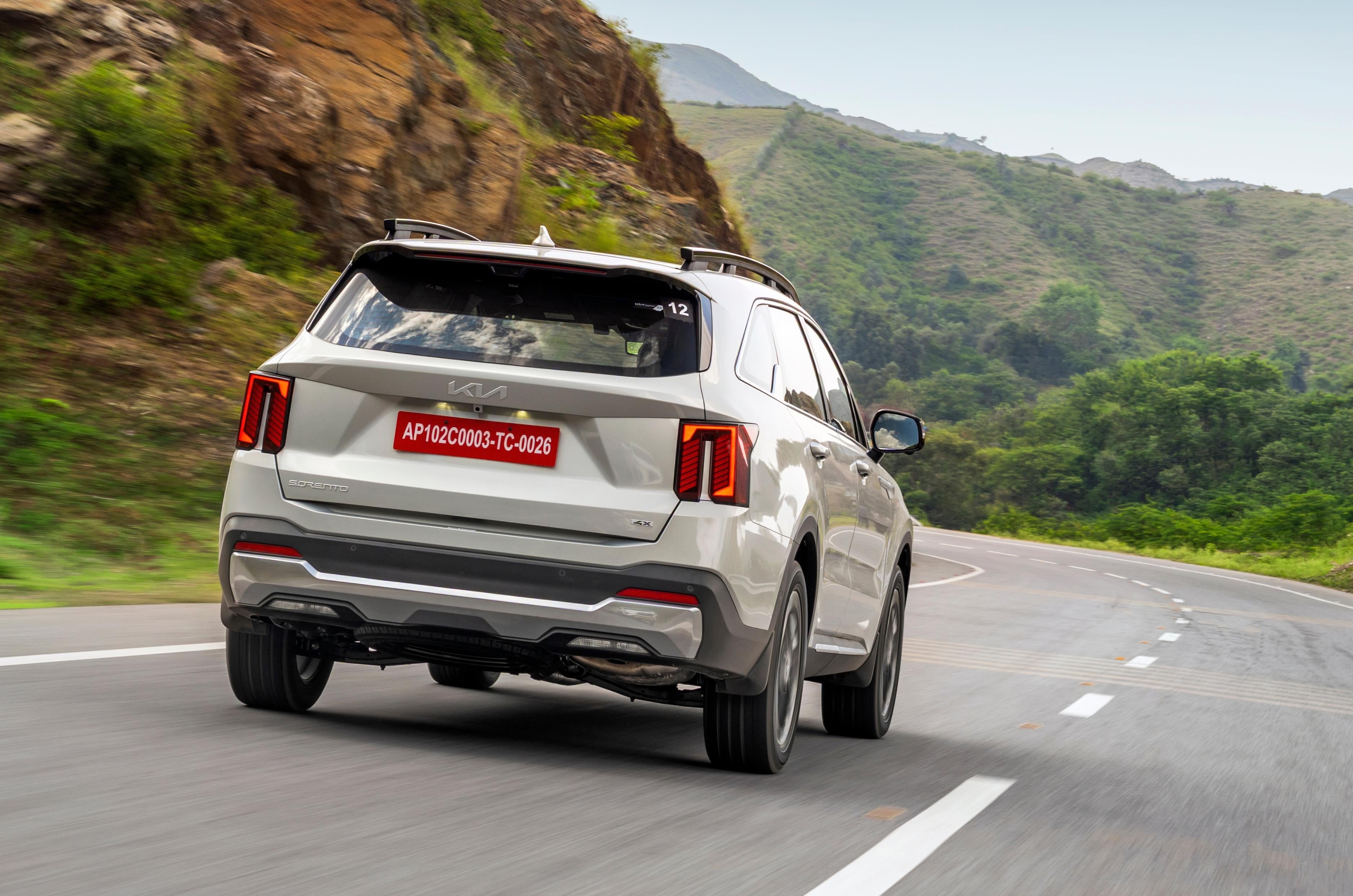 Kia Sorento review: Kia's big hybrid and diesel bet