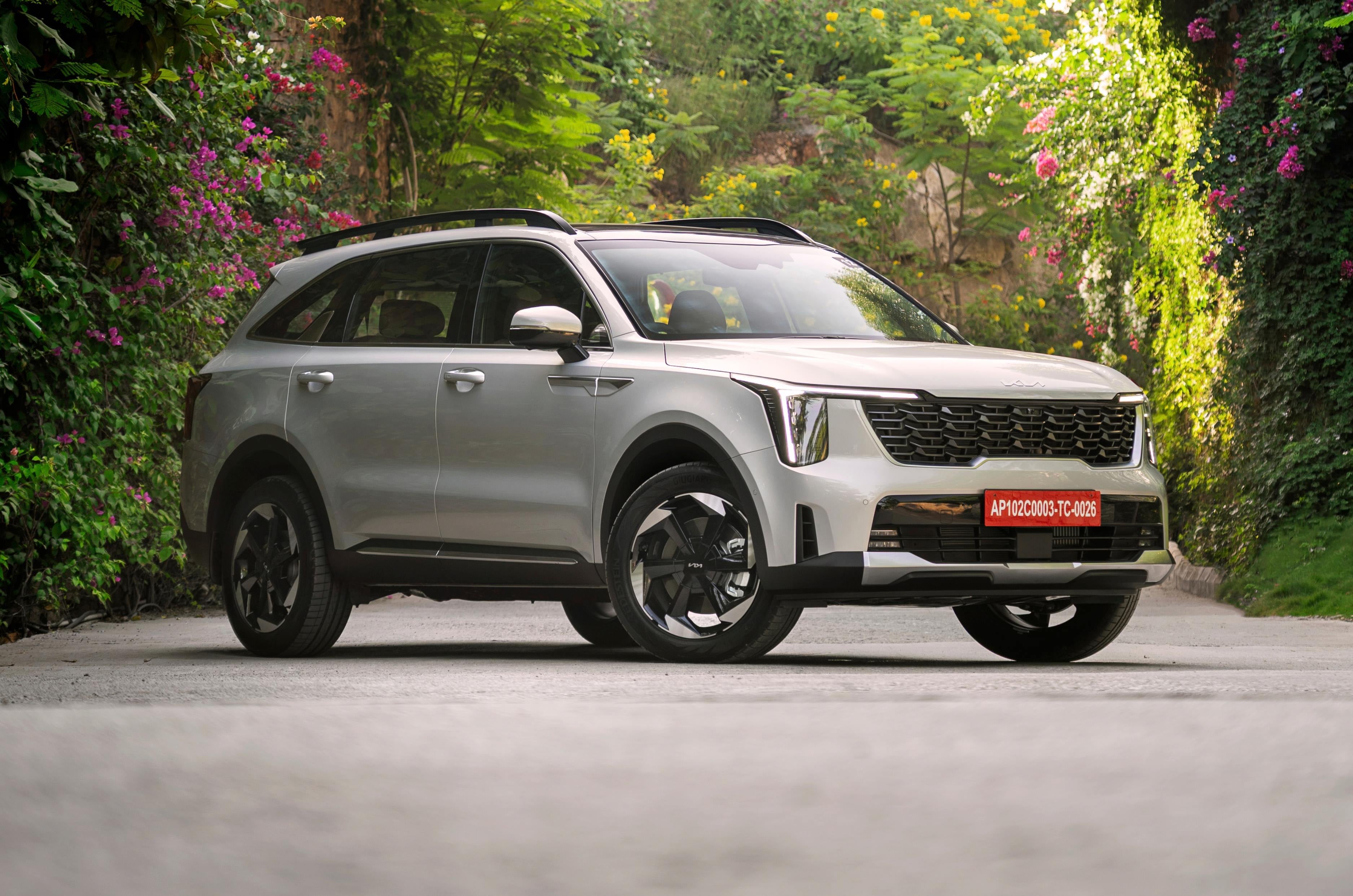 September 2026 car retail sales: Mahindra beats Tata to second place