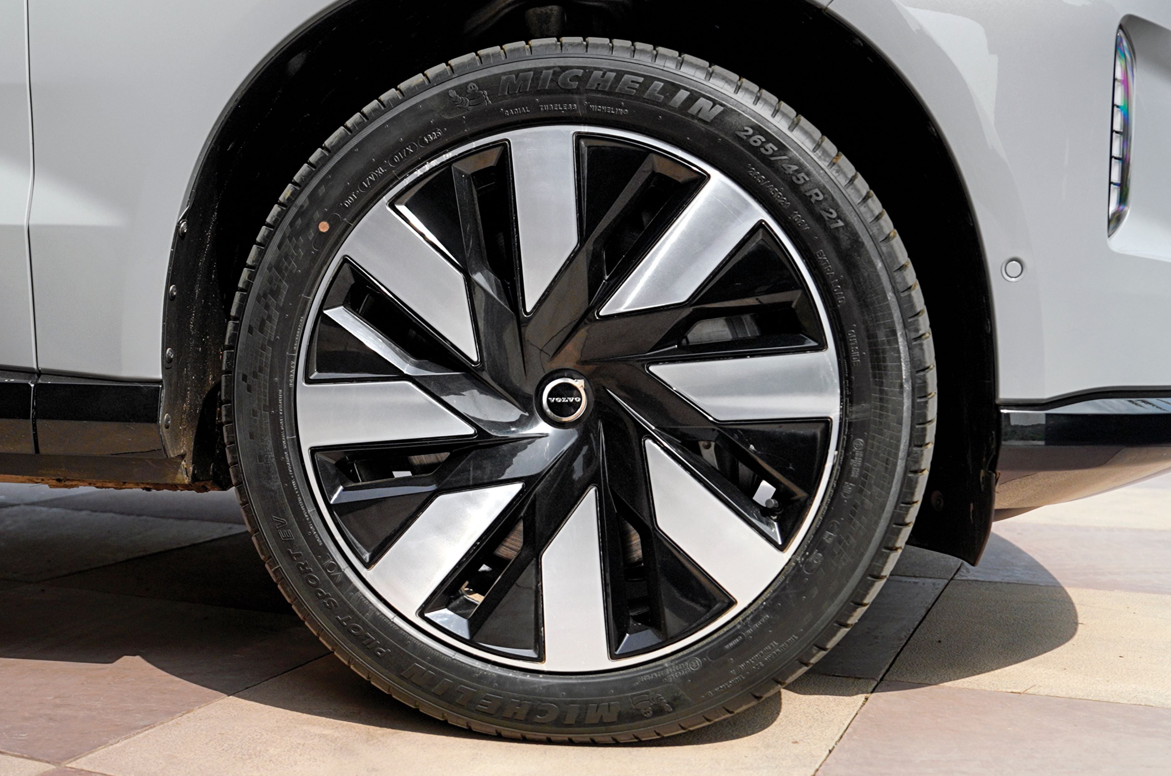 Volvo EX90 launched at Rs 1.26 crore