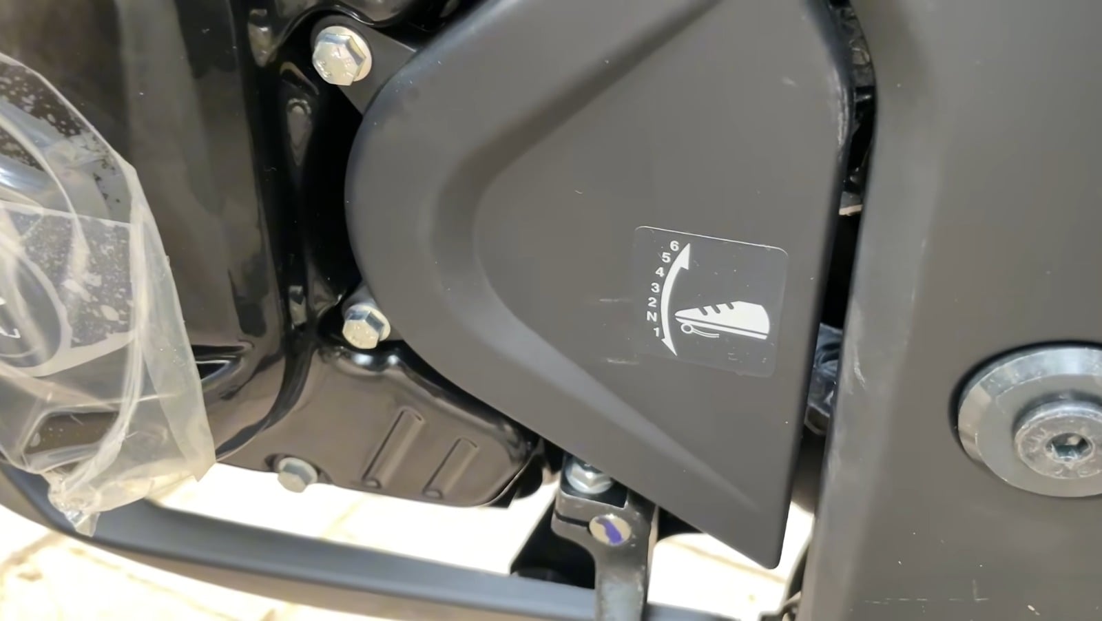 Bajaj Pulsar N250 updated with TFT display and 6-speed gearbox