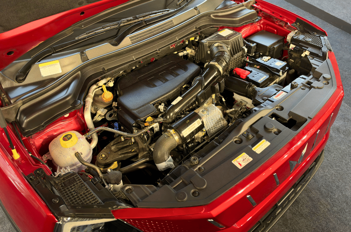 Mahindra XUV 3XO CNG engine