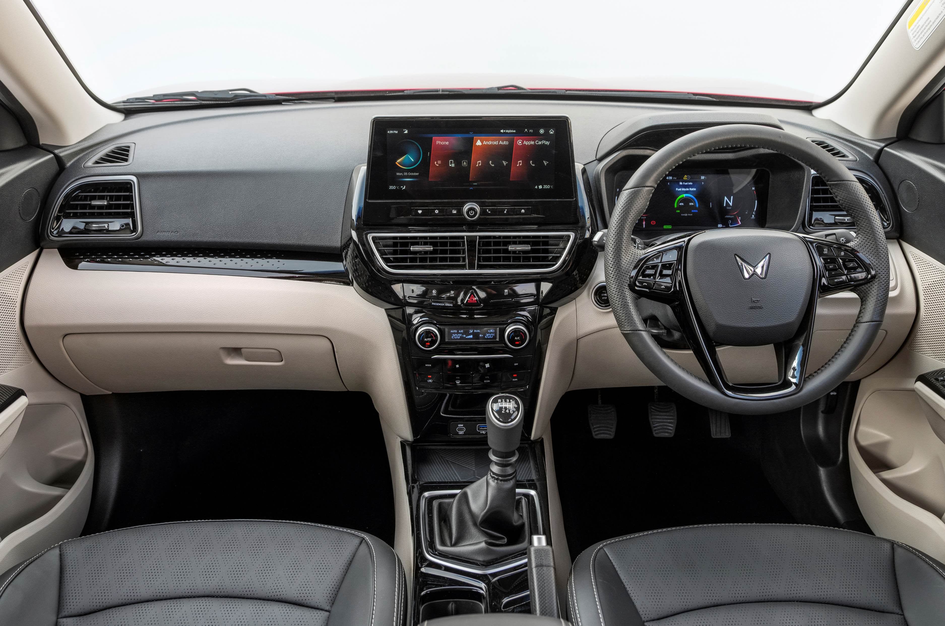 Mahindra XUV 3XO ZNG