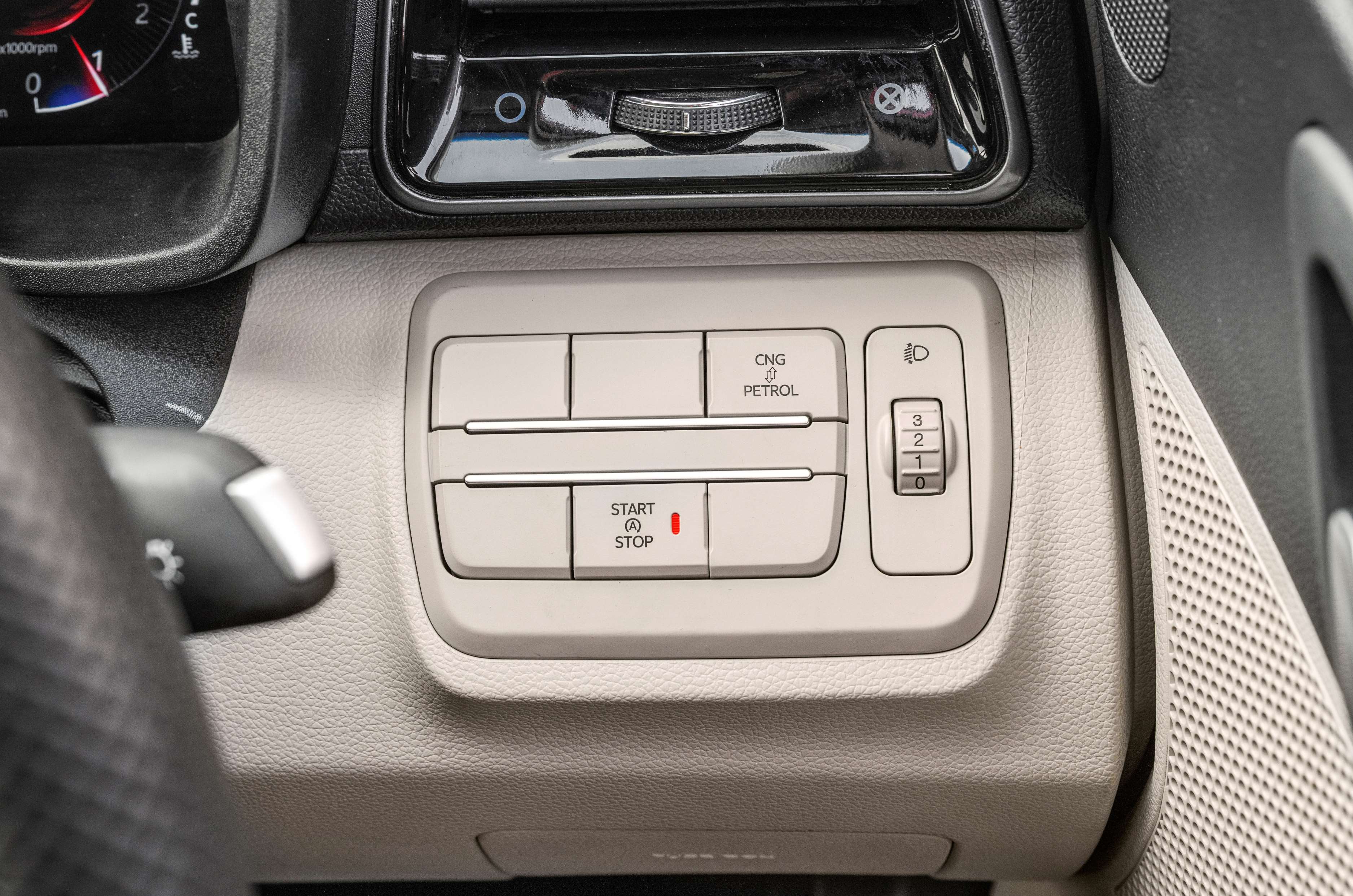 Mahindra XUV 3XO ZNG