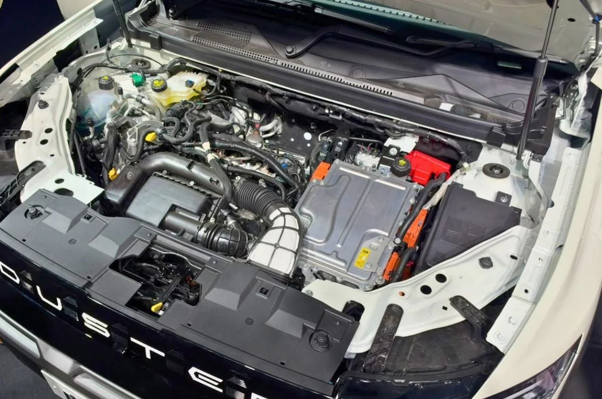 Renault Duster hybrid engine