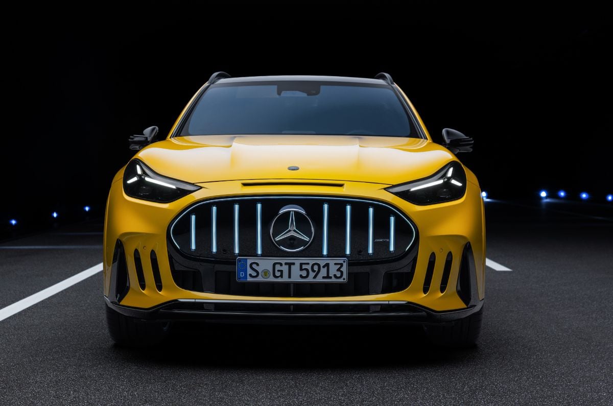 Mercedes-AMG GT SUV front