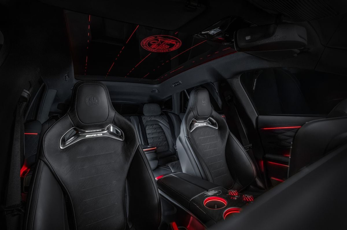 Mercedes-AMG GT SUV front seats