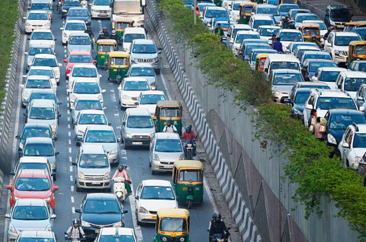 Non-BS6 vehicle entry ban in Delhi from November 1