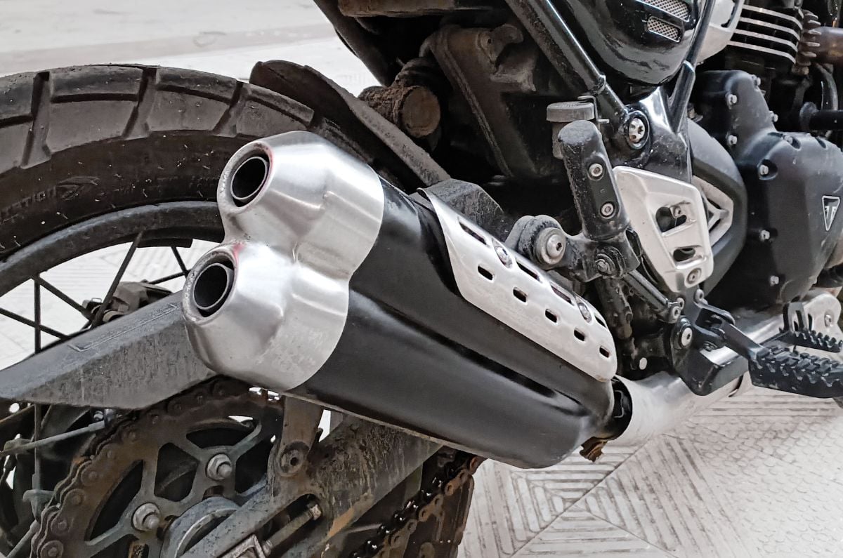 Triumph Scrambler 400 XC exhaust muffler