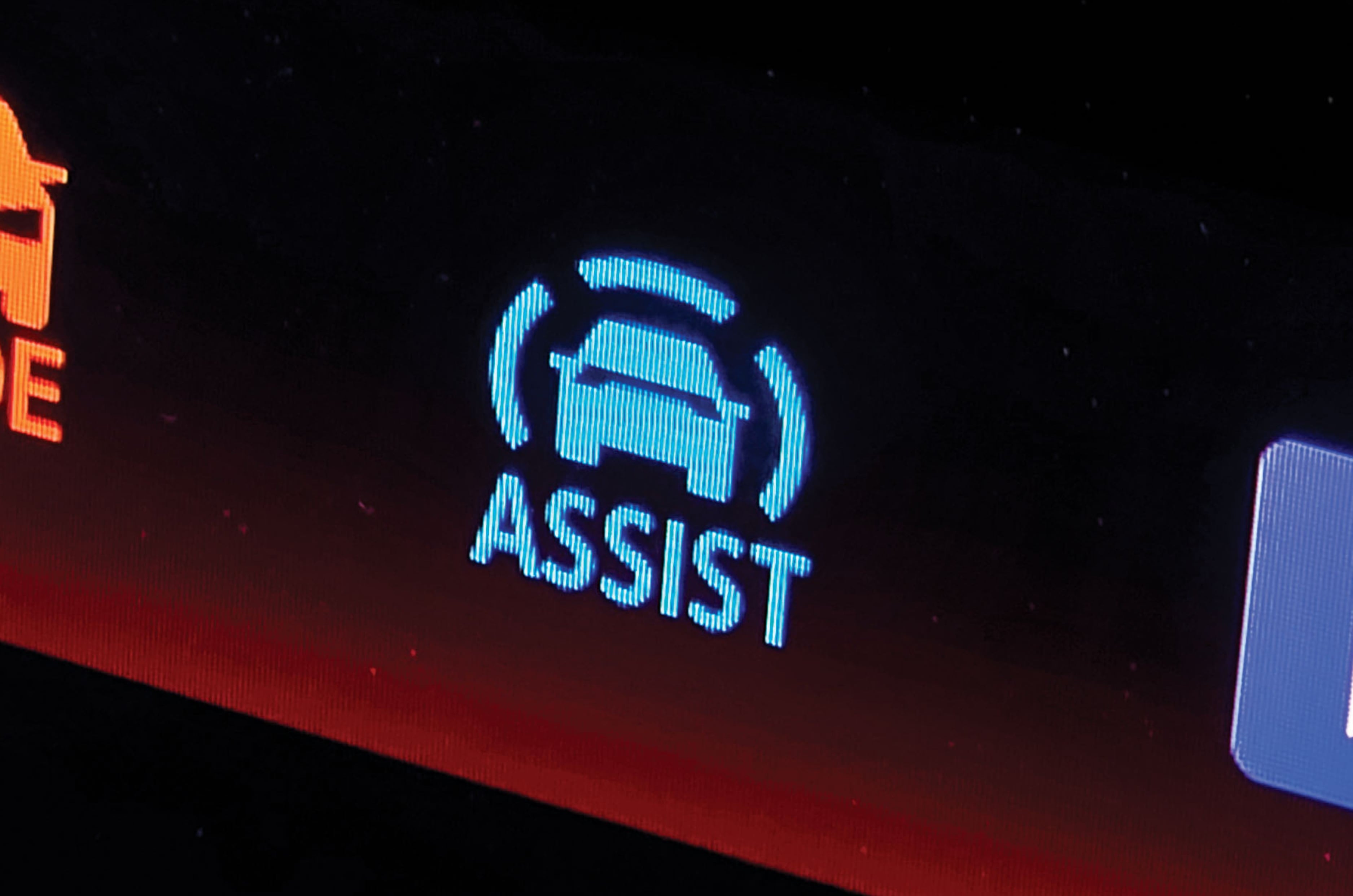Volkswagen Tayron R-Line Auto Braking Assist
