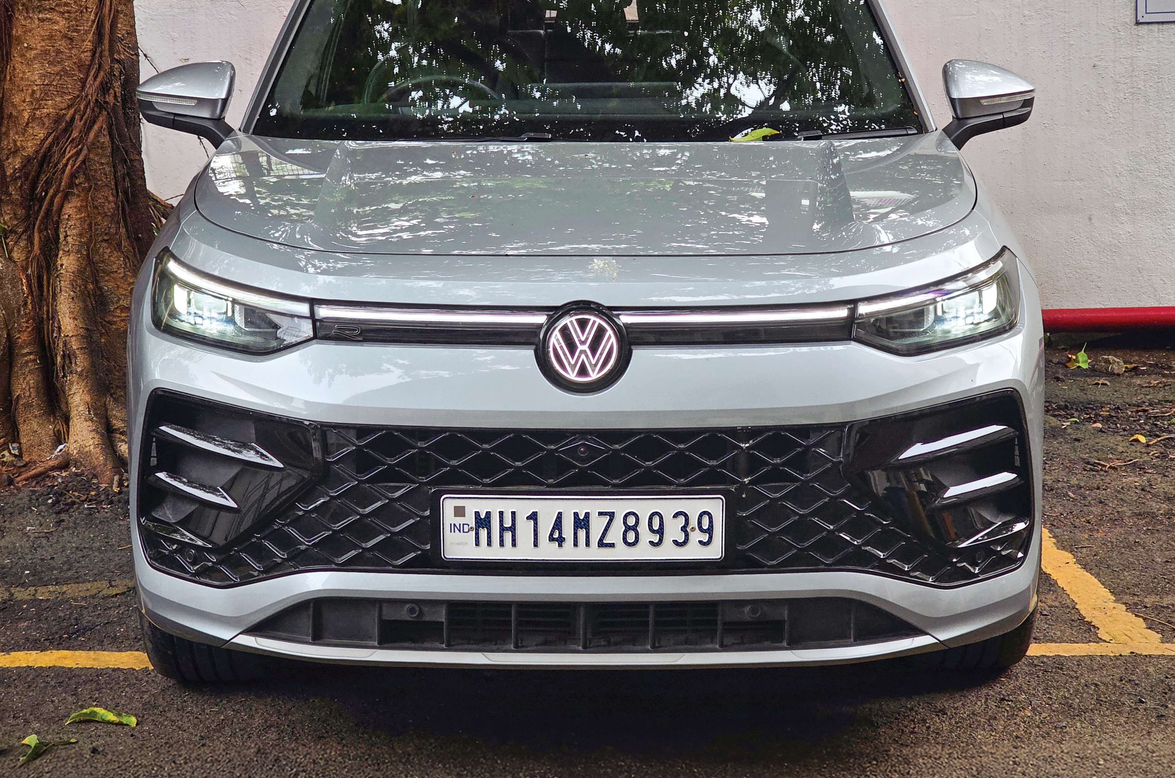 Volkswagen Tayron R Line Front