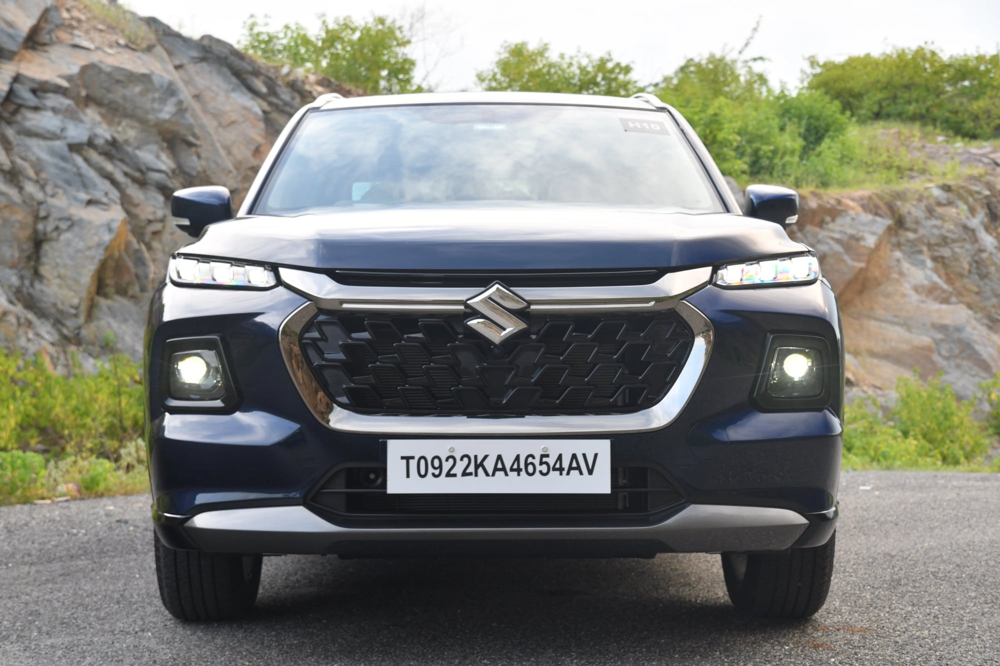 Best deals on midsize SUVs ahead of Diwali